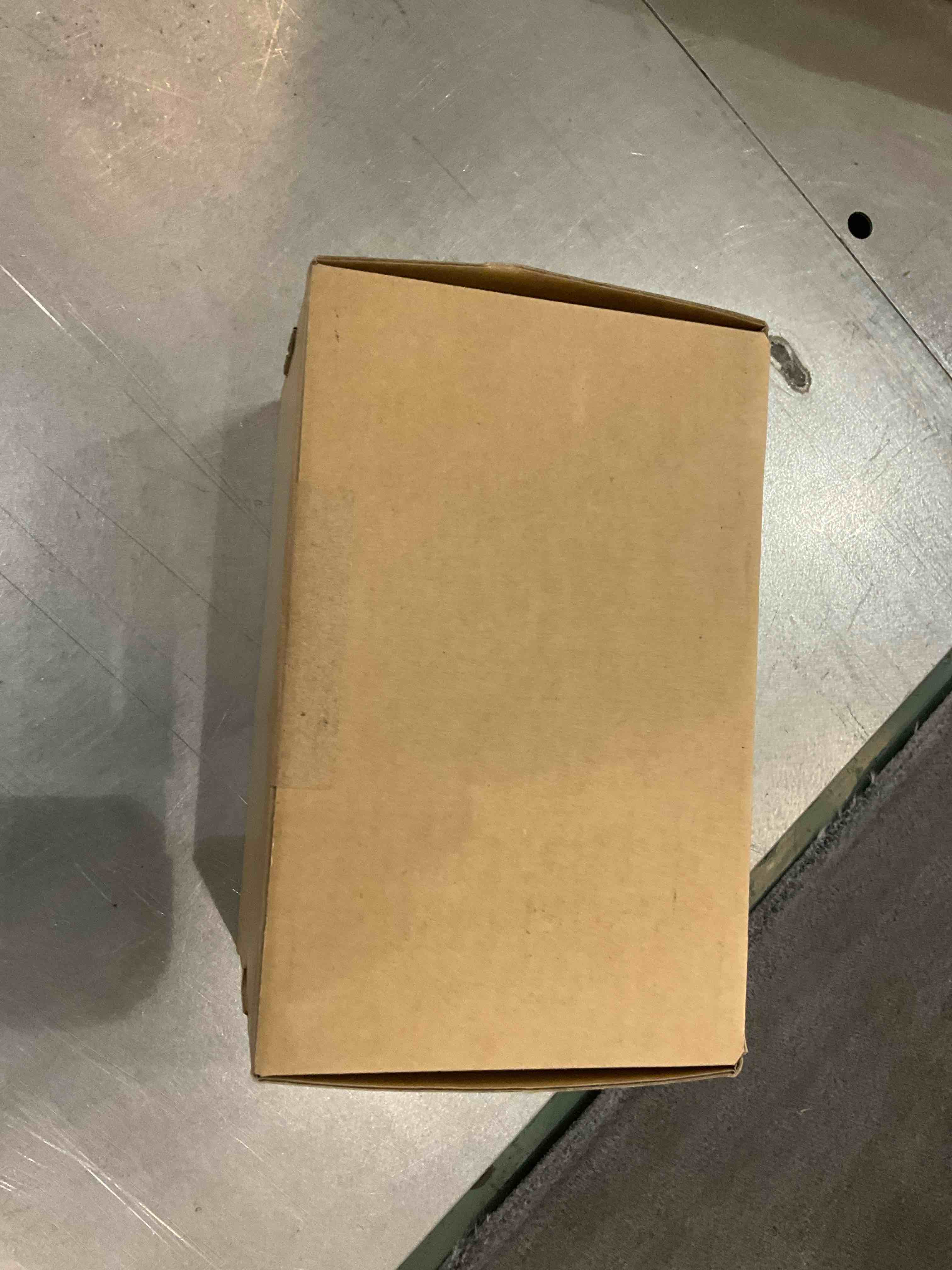 https://s3.amazonaws.com/lotting-images-prod/BargainHunt/EXS01189125_1711477766886.jpeg