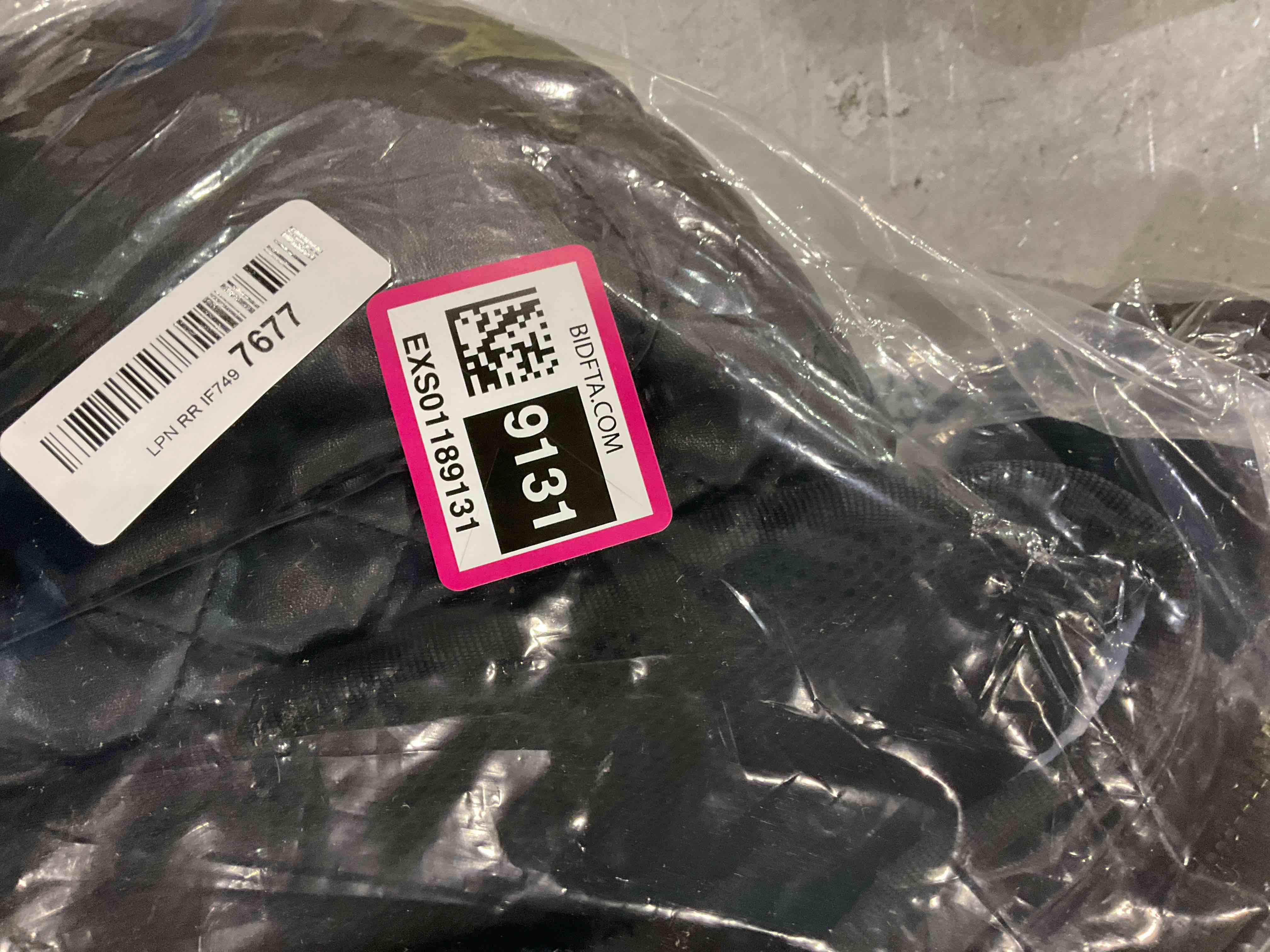 https://s3.amazonaws.com/lotting-images-prod/BargainHunt/EXS01189131_1711538308265.jpeg