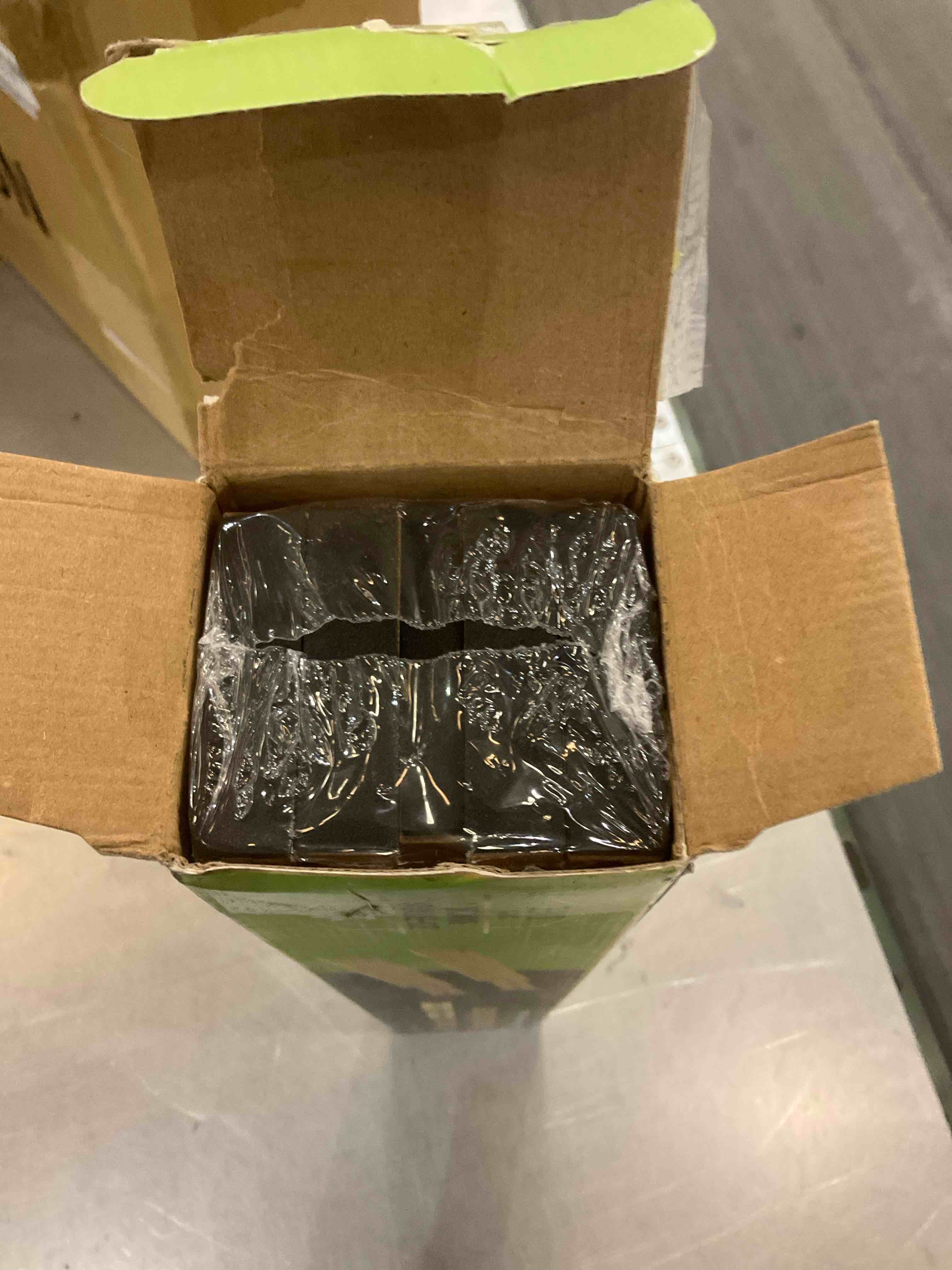 https://s3.amazonaws.com/lotting-images-prod/BargainHunt/EXS01189417_1711639308206.jpeg