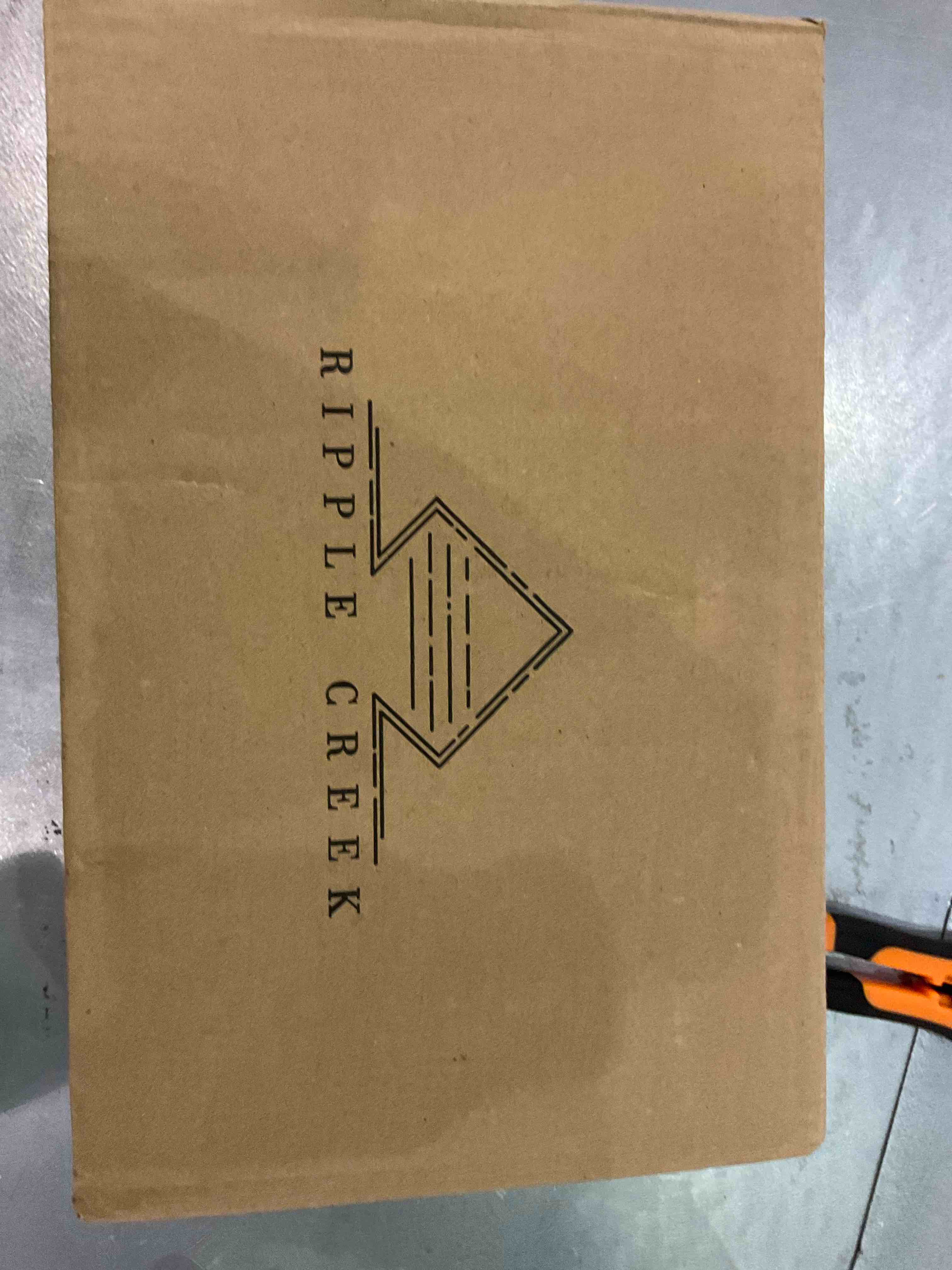 https://s3.amazonaws.com/lotting-images-prod/BargainHunt/EXS01189517_1711540151750.jpeg