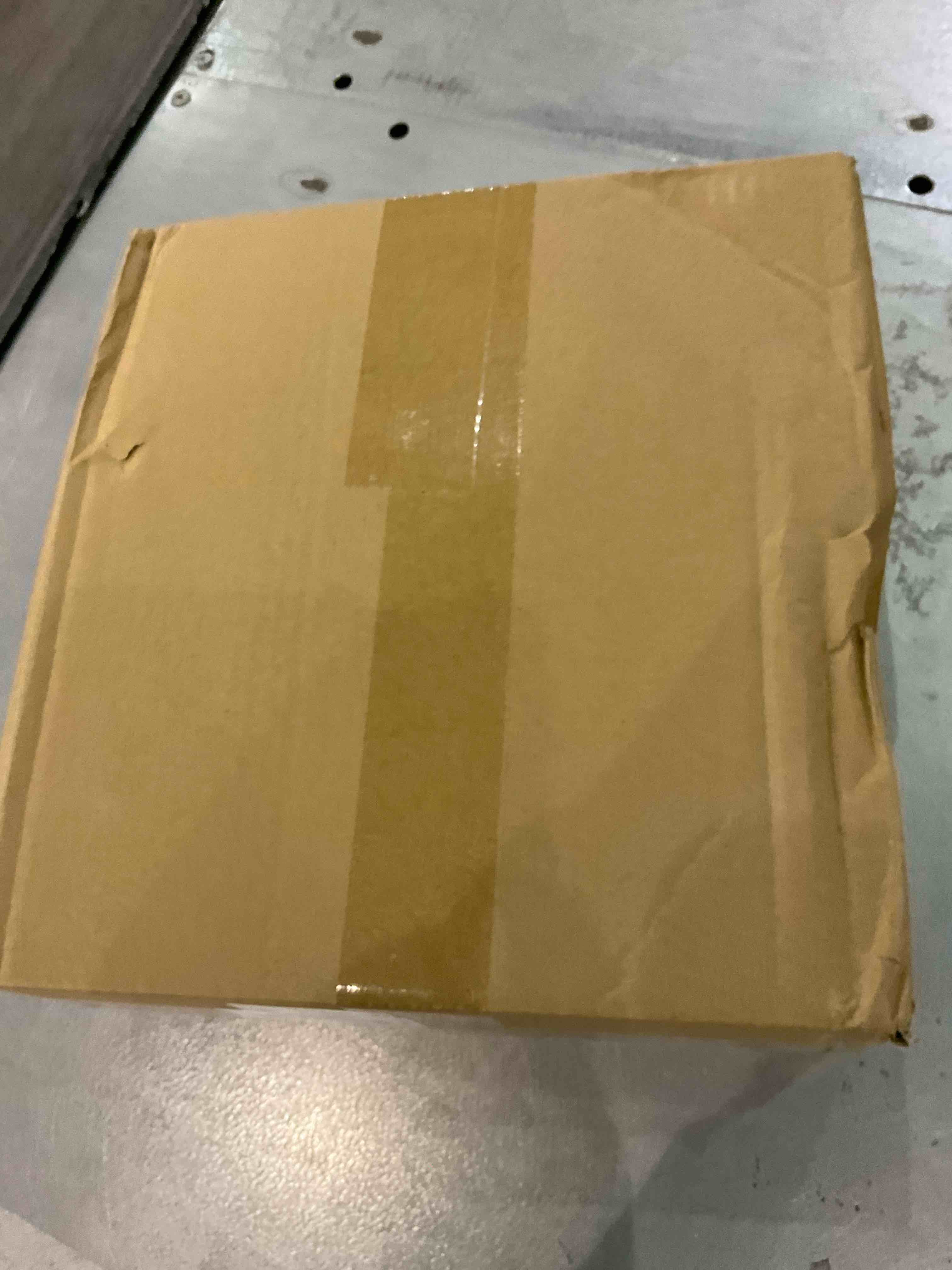 https://s3.amazonaws.com/lotting-images-prod/BargainHunt/EXS01189520_1711540518064.jpeg