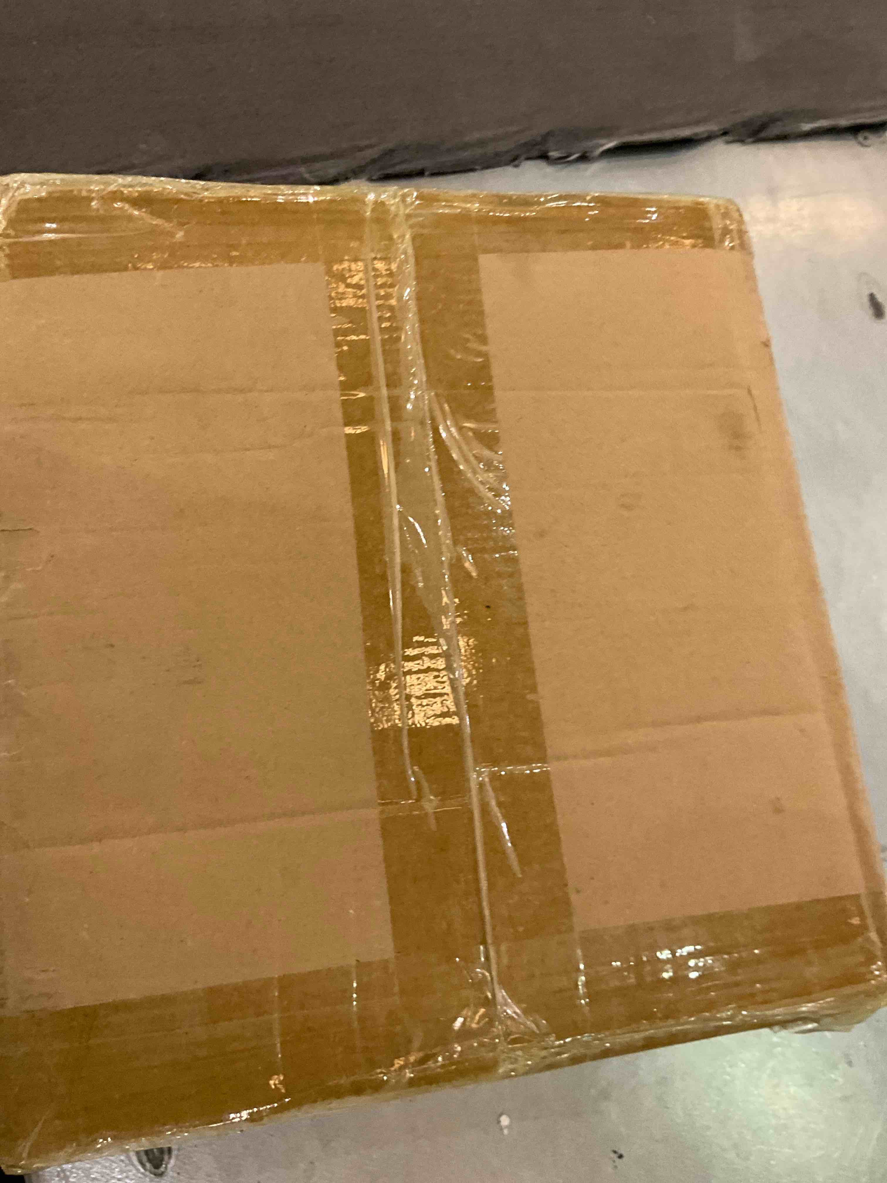 https://s3.amazonaws.com/lotting-images-prod/BargainHunt/EXS01189597_1711552481012.jpeg