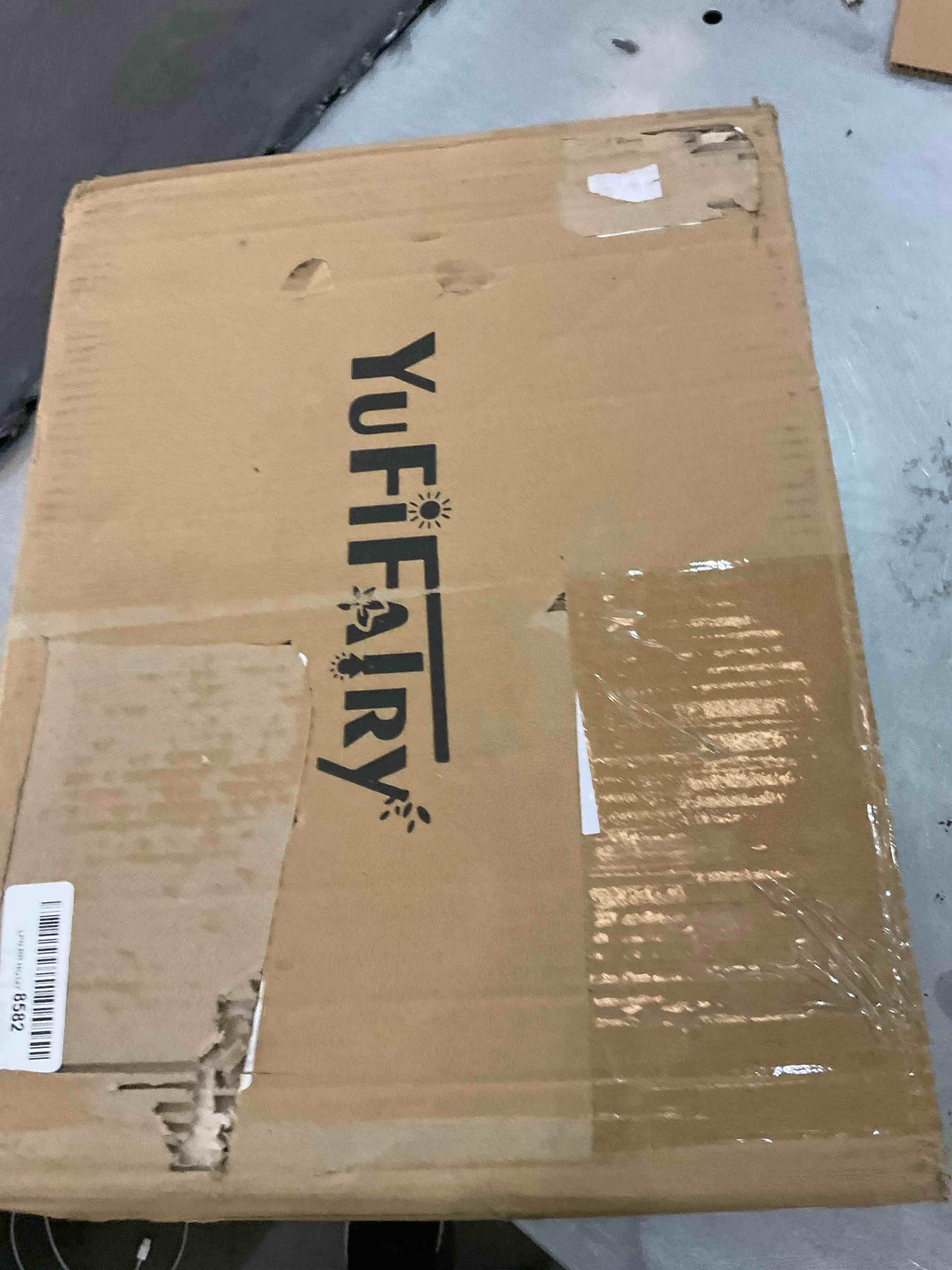 https://s3.amazonaws.com/lotting-images-prod/BargainHunt/EXS01189750_1711632665384.jpeg