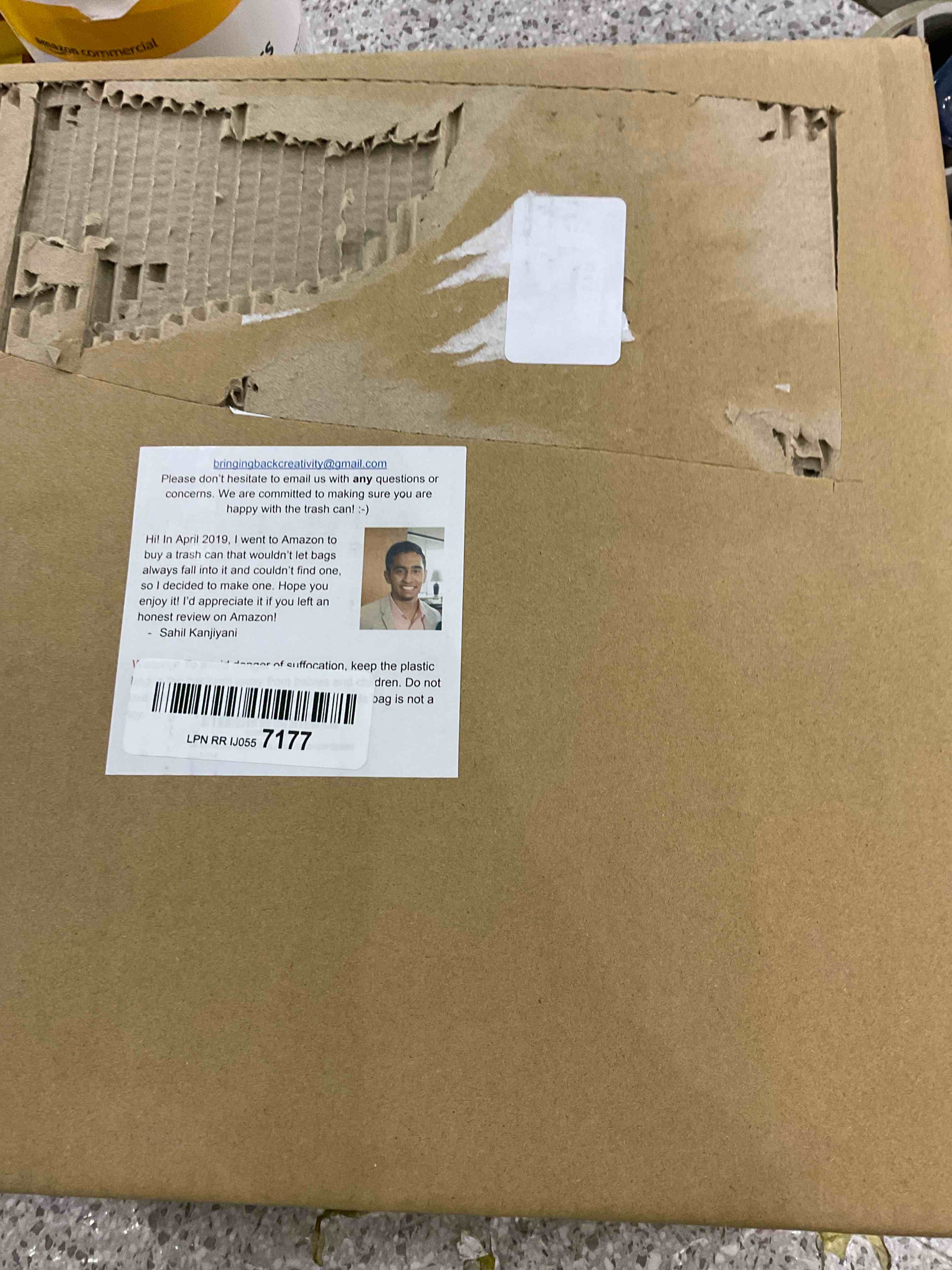 https://s3.amazonaws.com/lotting-images-prod/BargainHunt/EXS01190415_1709650332921.jpeg