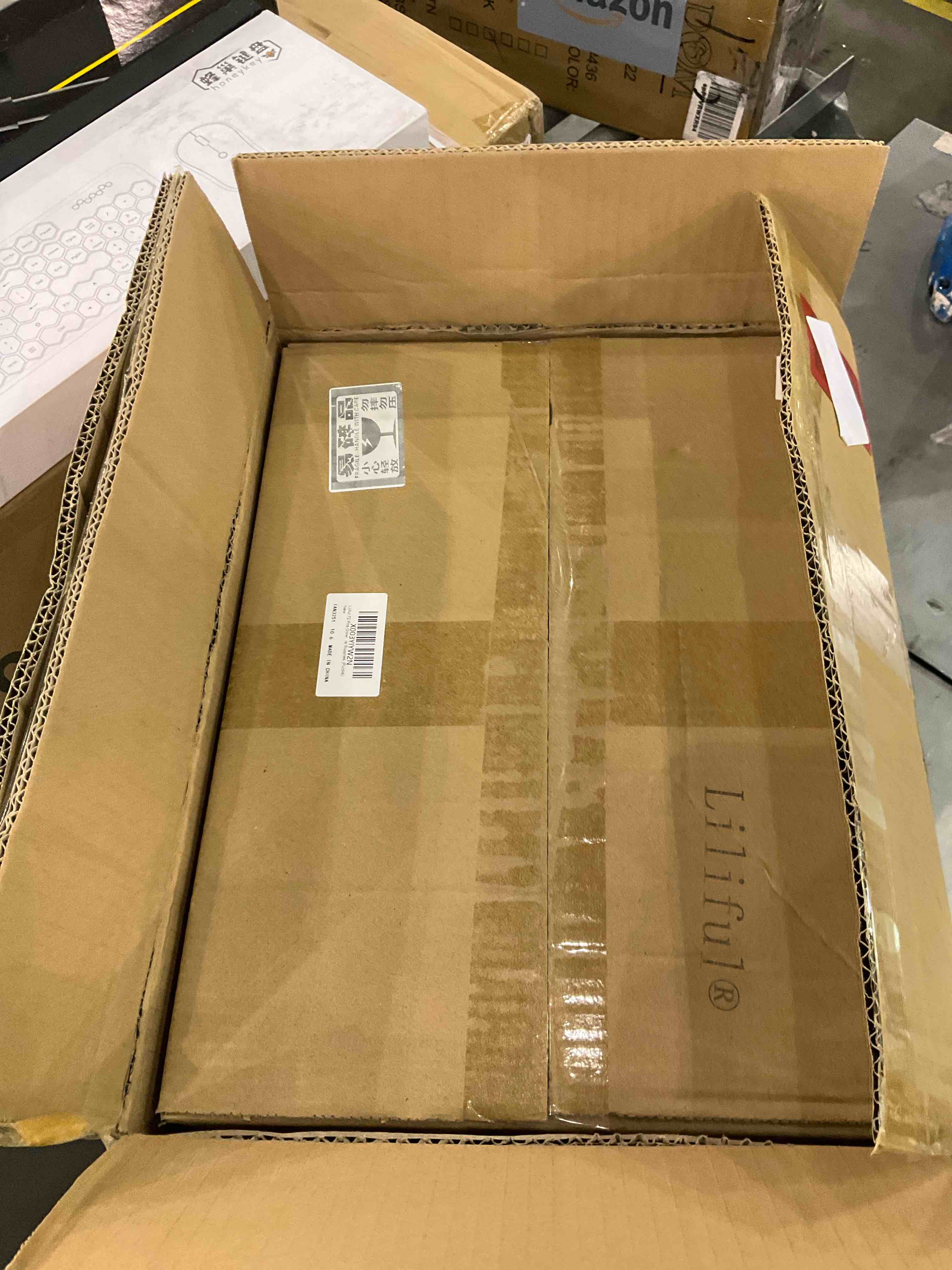https://s3.amazonaws.com/lotting-images-prod/BargainHunt/EXS01190624_1709210613973.jpeg