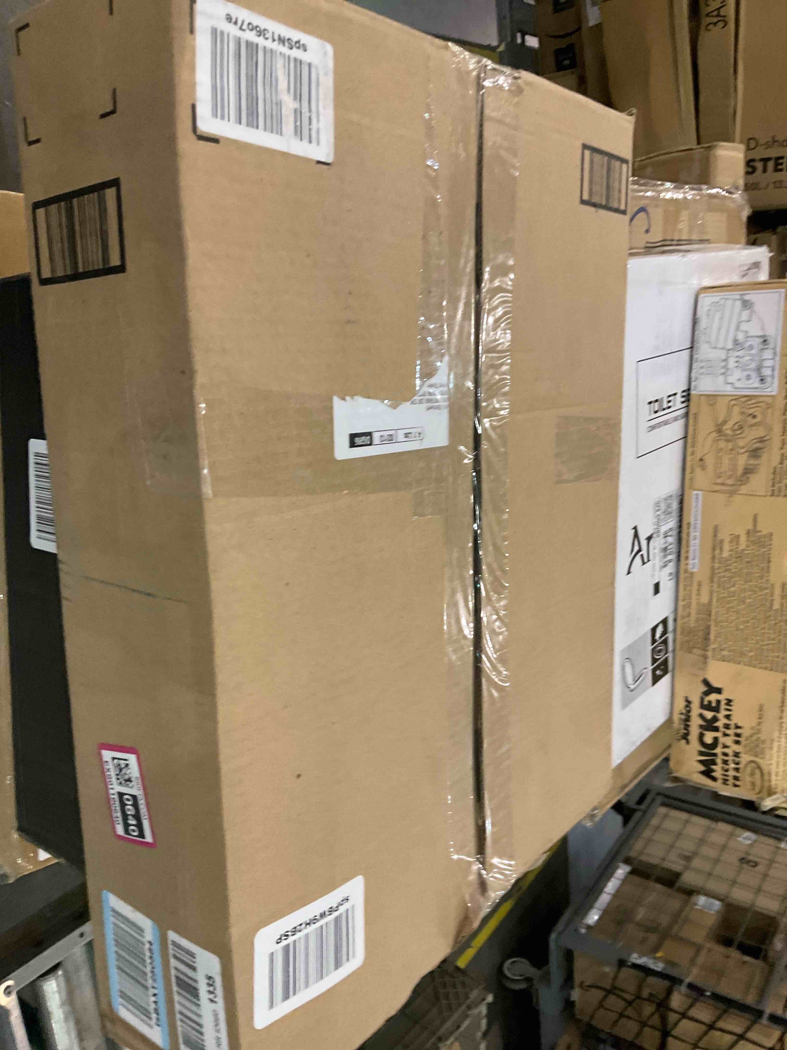 https://s3.amazonaws.com/lotting-images-prod/BargainHunt/EXS01190640_1709214233077.jpeg