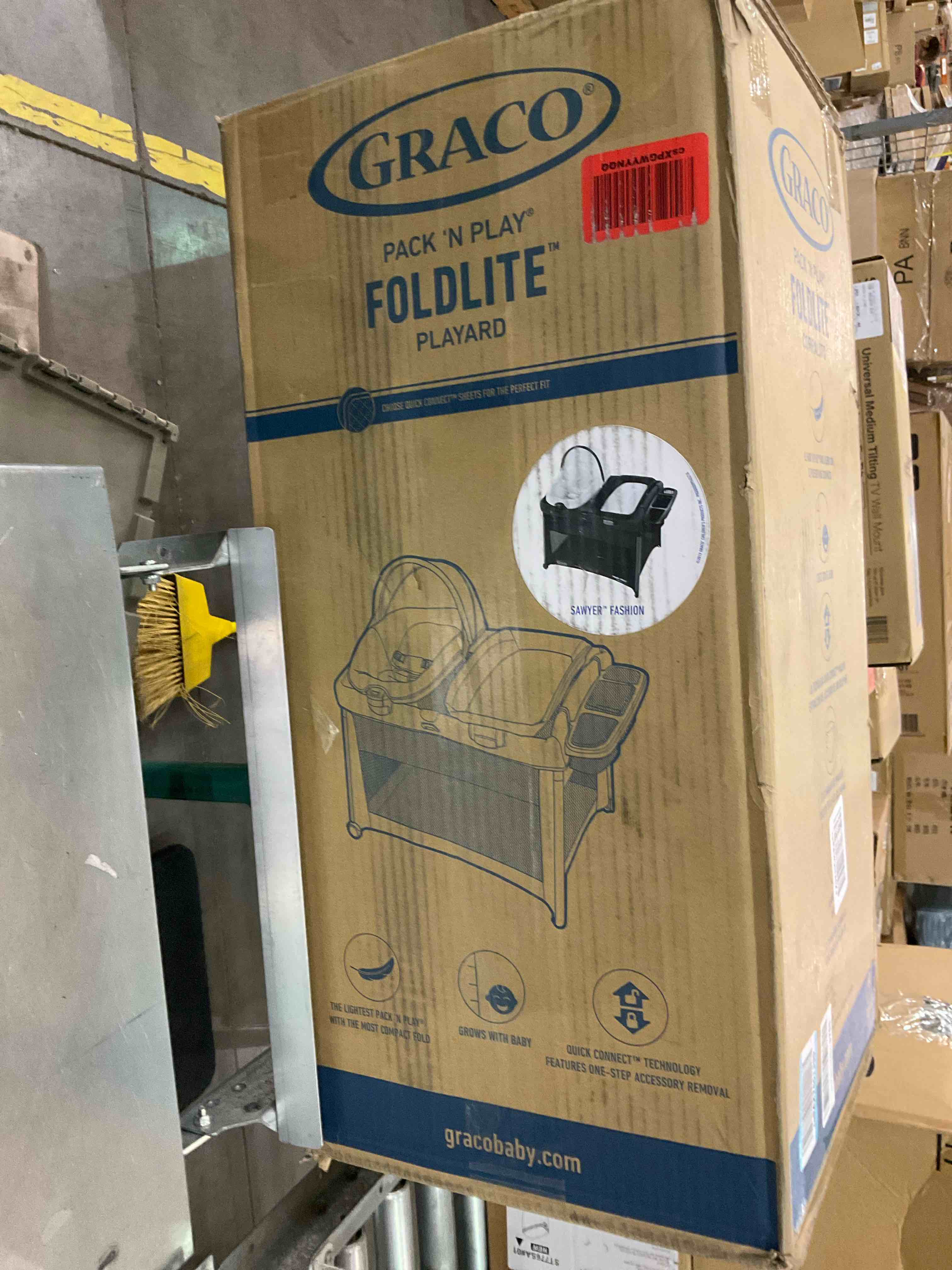 Graco Pack 'n Play FoldLite Playard | Lightweight Travel Pack 'n Play with Easy, Compact Fold, Sawyer