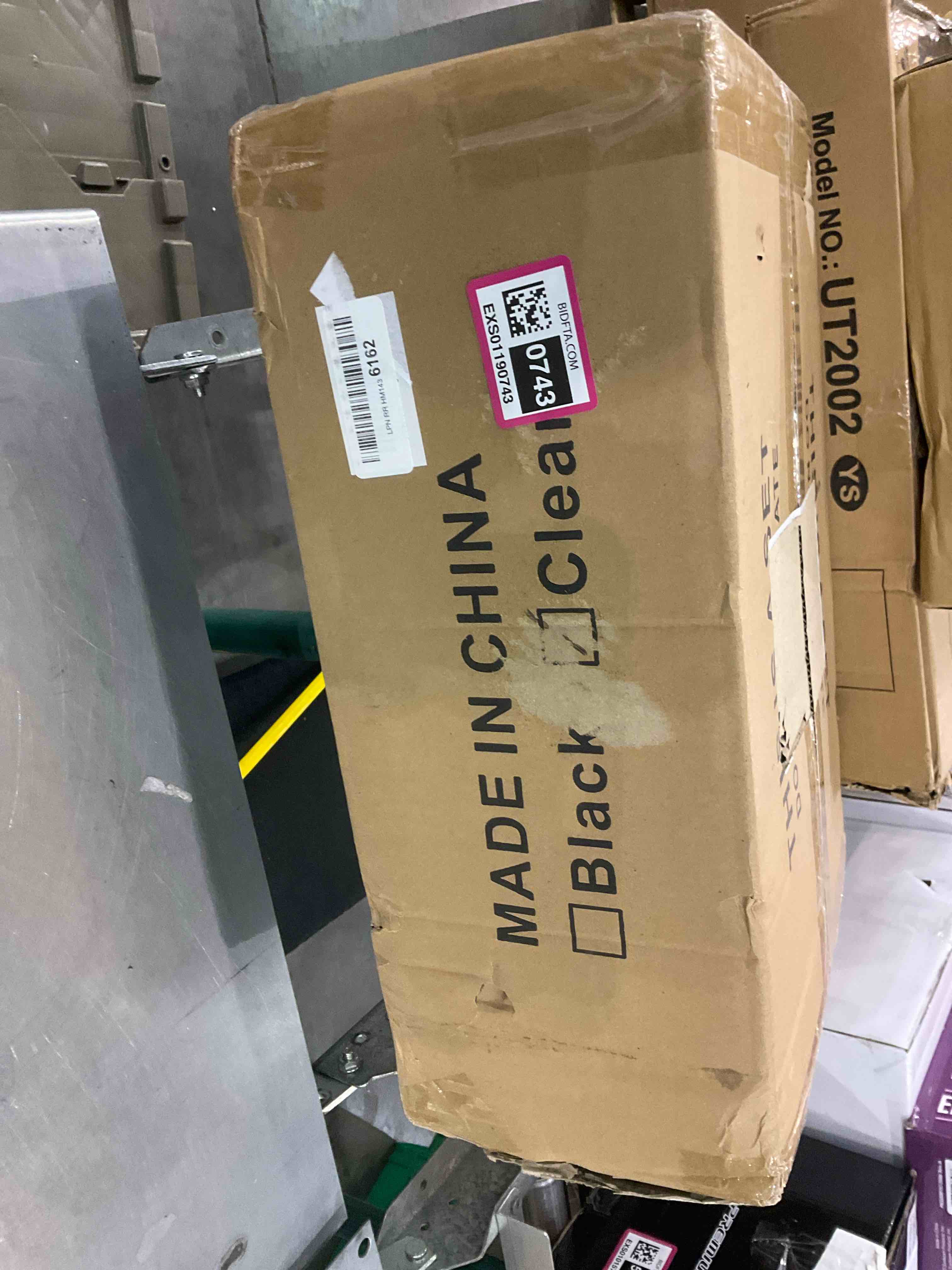 https://s3.amazonaws.com/lotting-images-prod/BargainHunt/EXS01190743_1709298646972.jpeg