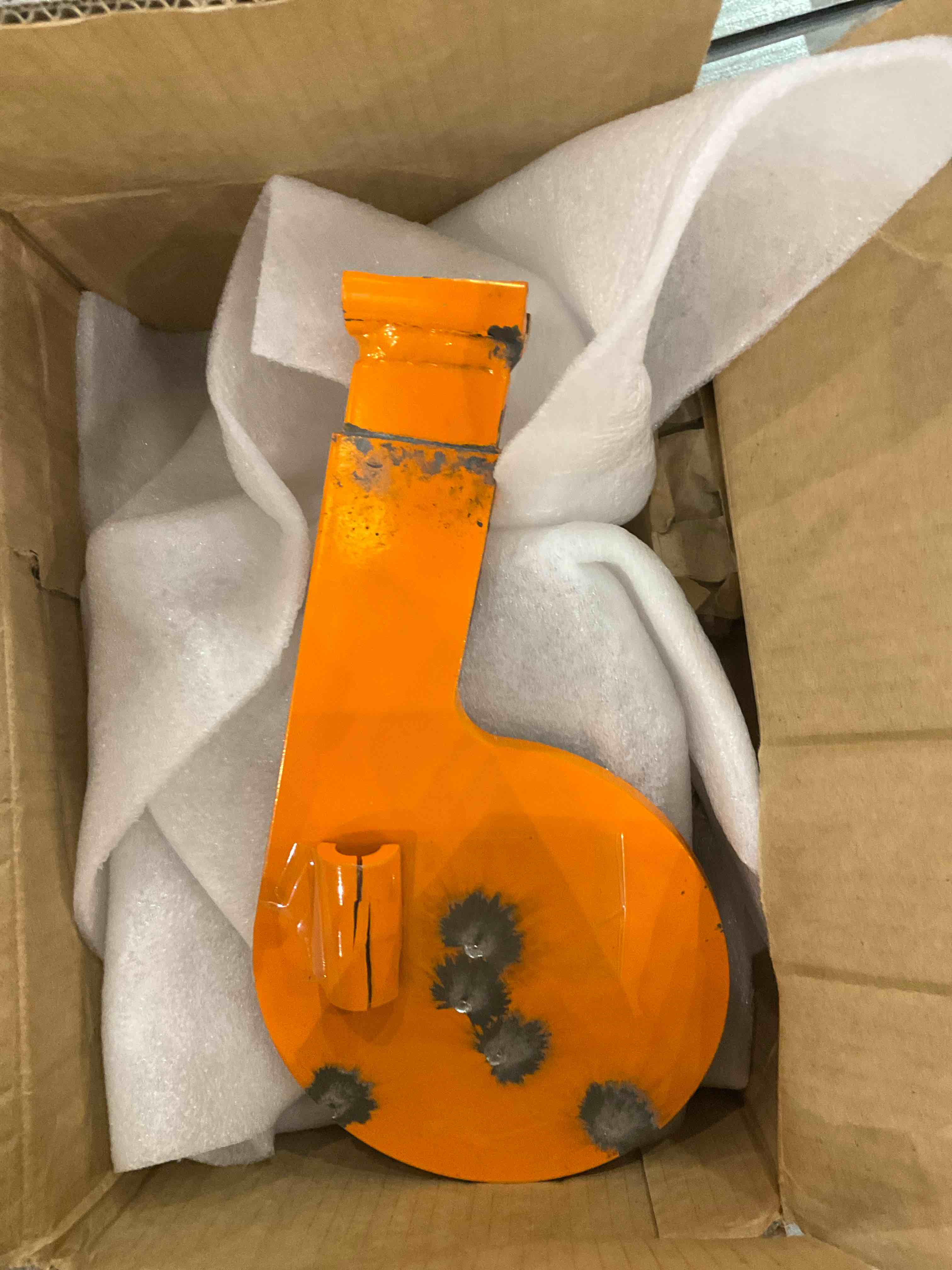 https://s3.amazonaws.com/lotting-images-prod/BargainHunt/EXS01190799_1709323272711.jpeg