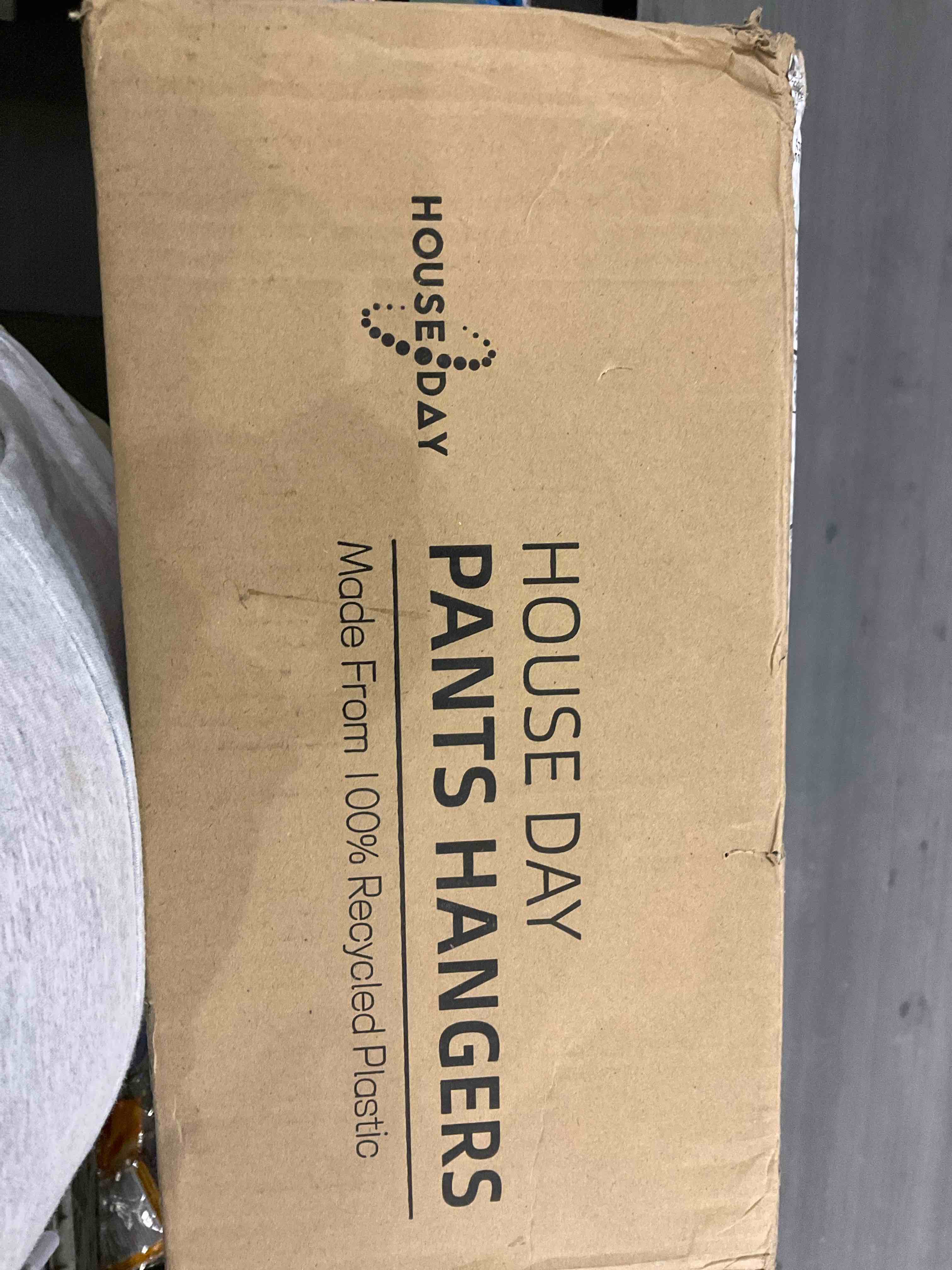 https://s3.amazonaws.com/lotting-images-prod/BargainHunt/EXS01190801_1709323971015.jpeg
