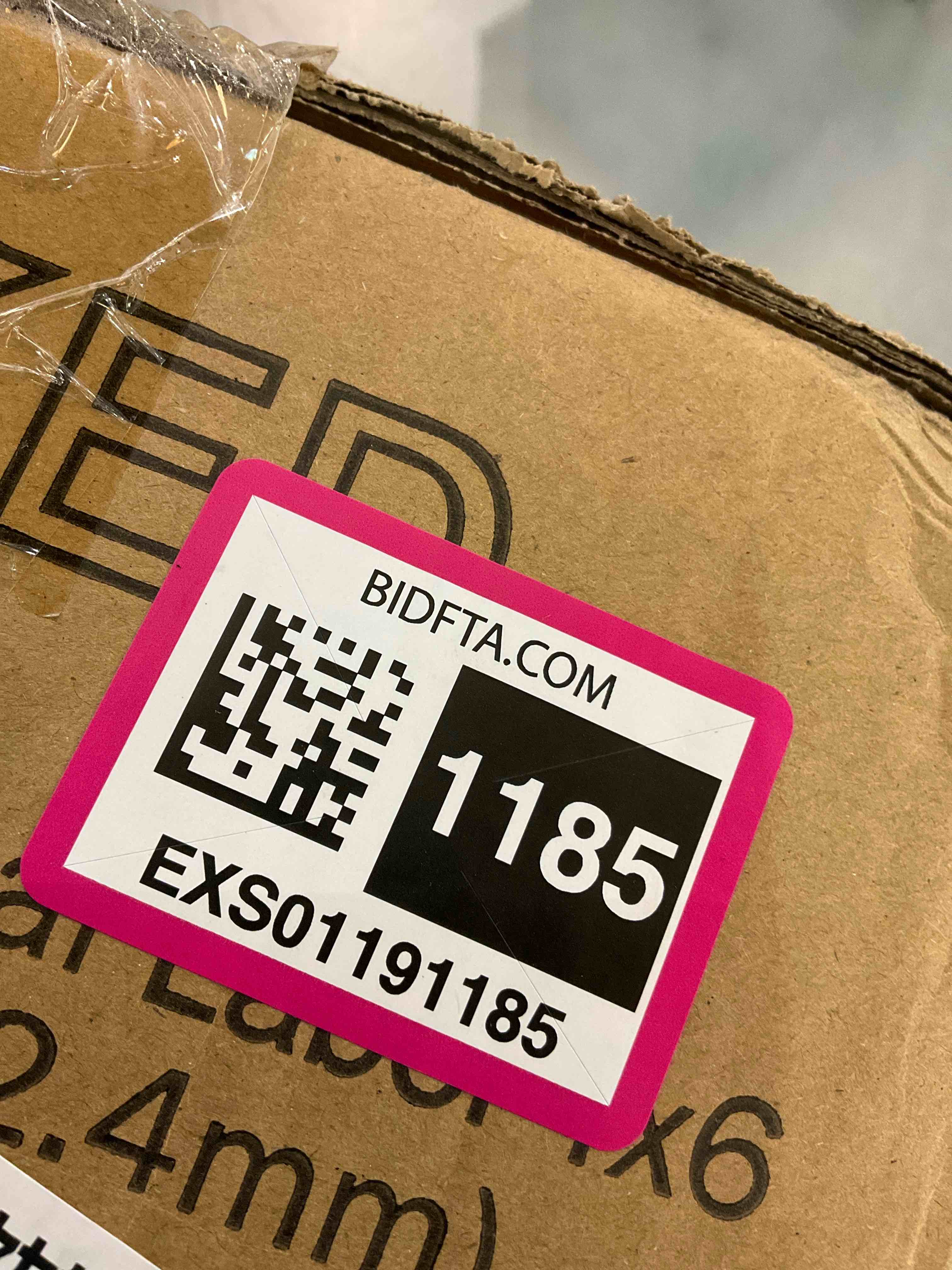 https://s3.amazonaws.com/lotting-images-prod/BargainHunt/EXS01191185_1710175447875.jpeg