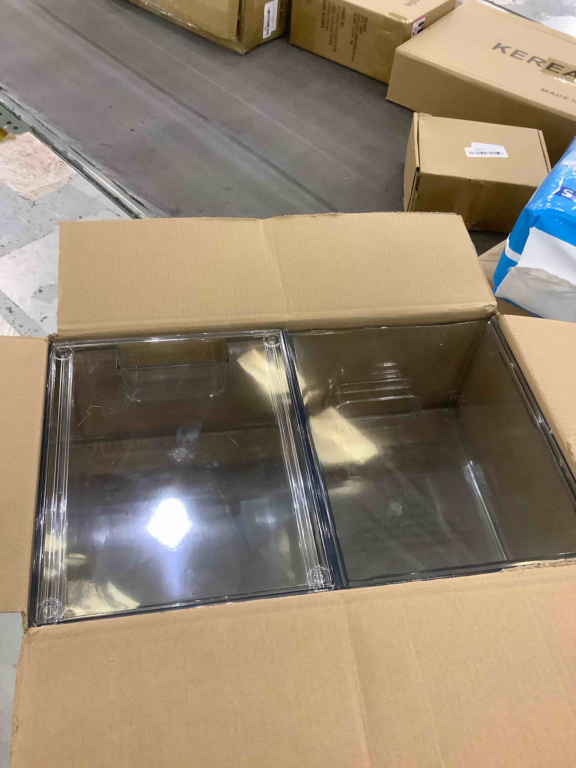 https://s3.amazonaws.com/lotting-images-prod/BargainHunt/EXS01191579_1709058871067.jpeg
