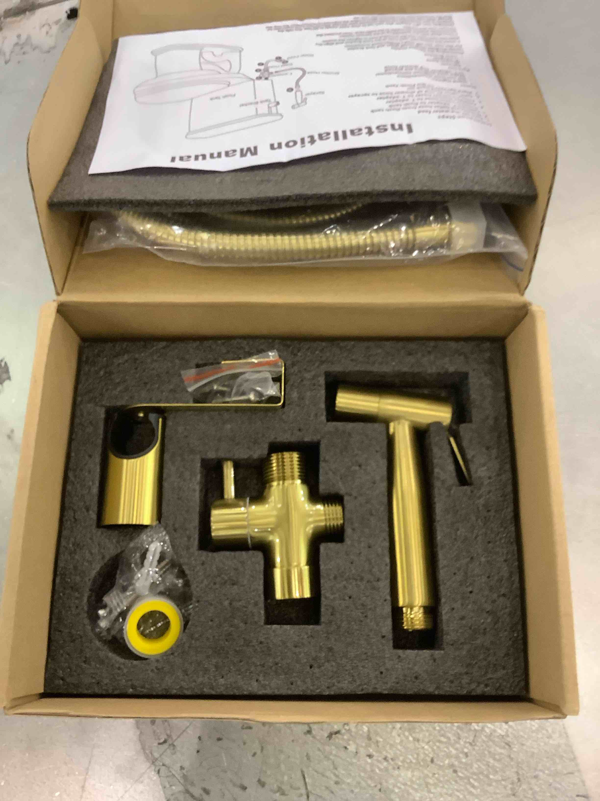 https://s3.amazonaws.com/lotting-images-prod/BargainHunt/EXS01191589_1709059499854.jpeg