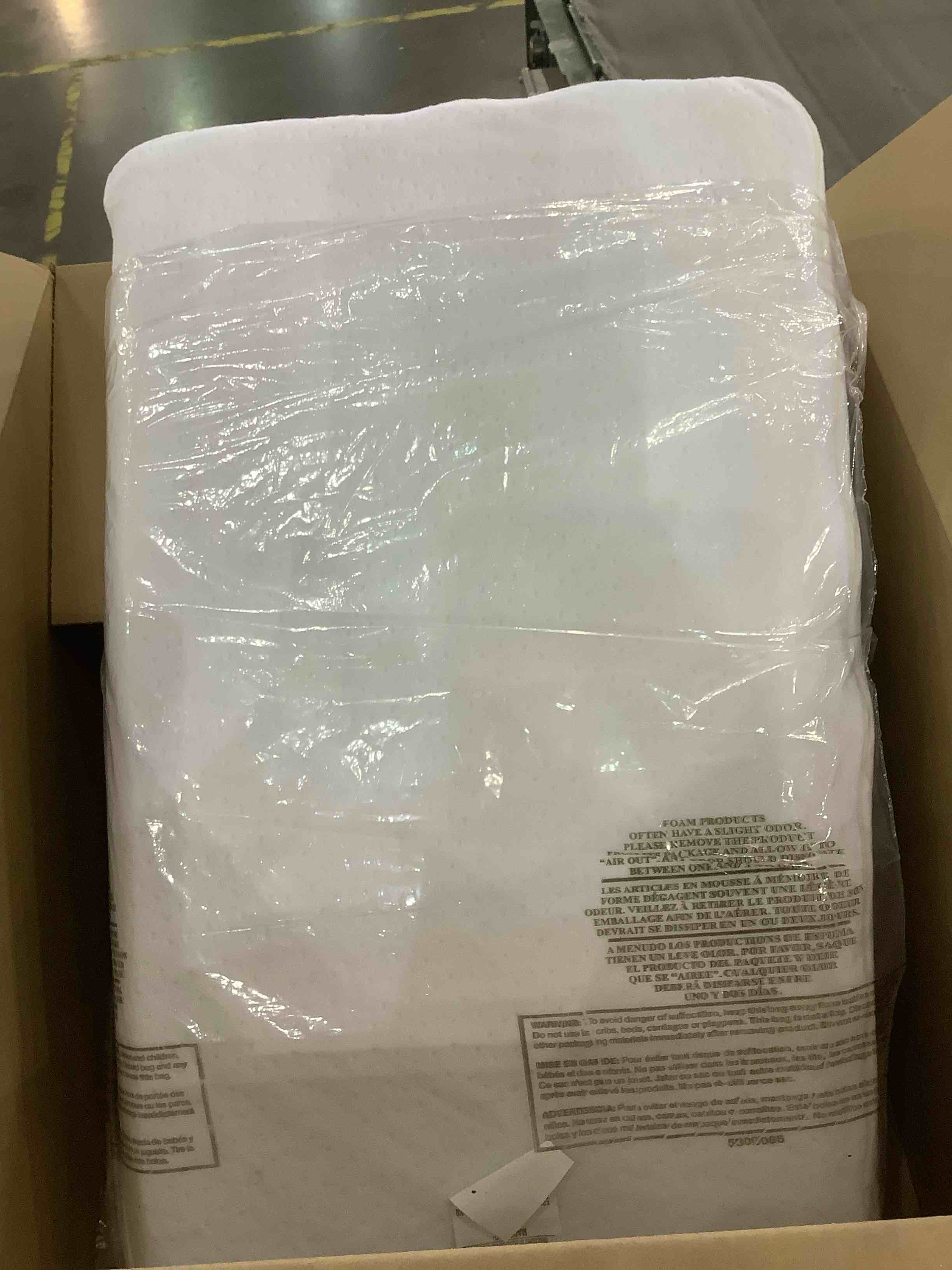 https://s3.amazonaws.com/lotting-images-prod/BargainHunt/EXS01191649_1709124223941.jpeg