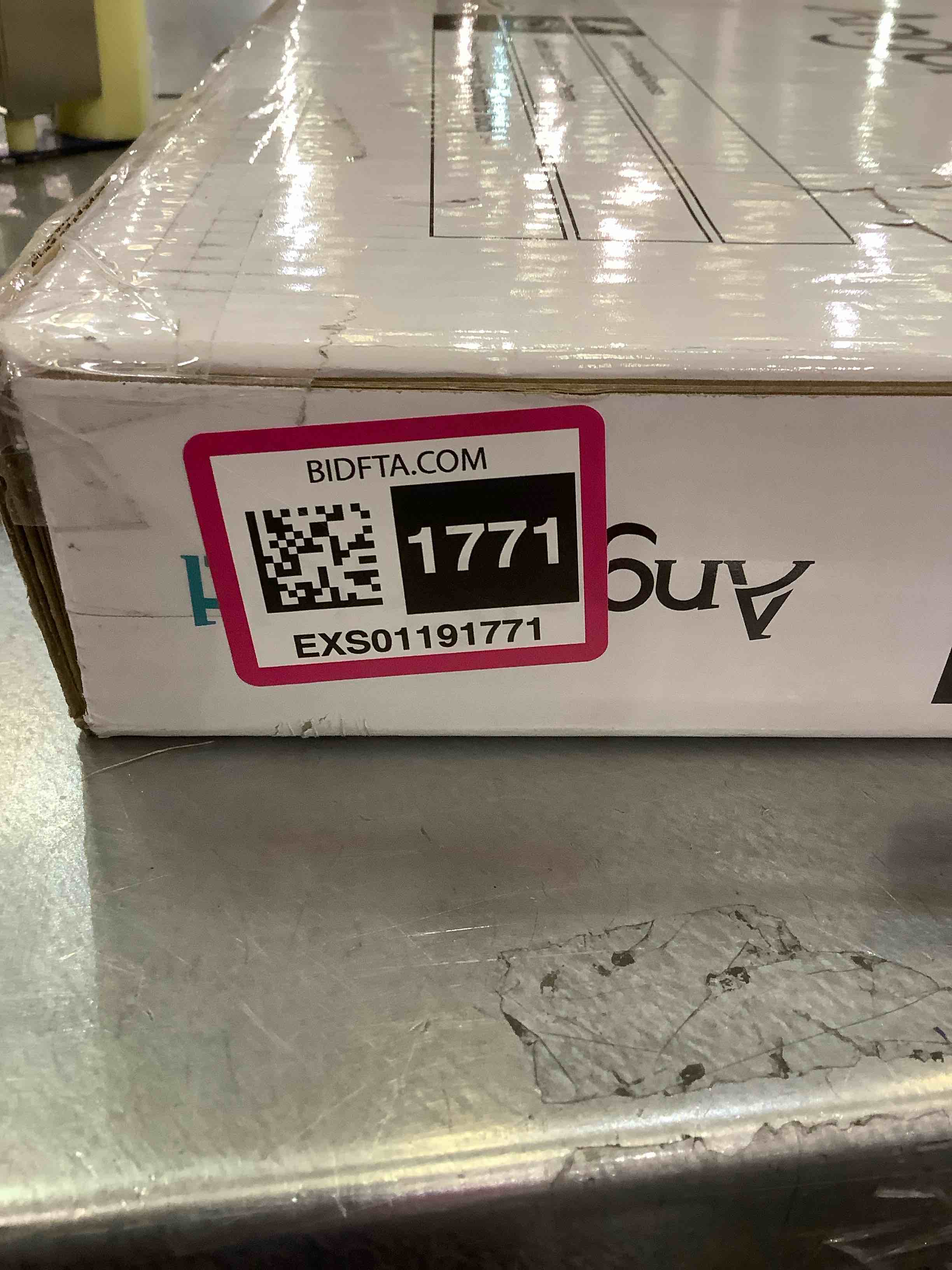 https://s3.amazonaws.com/lotting-images-prod/BargainHunt/EXS01191771_1709144793536.jpeg