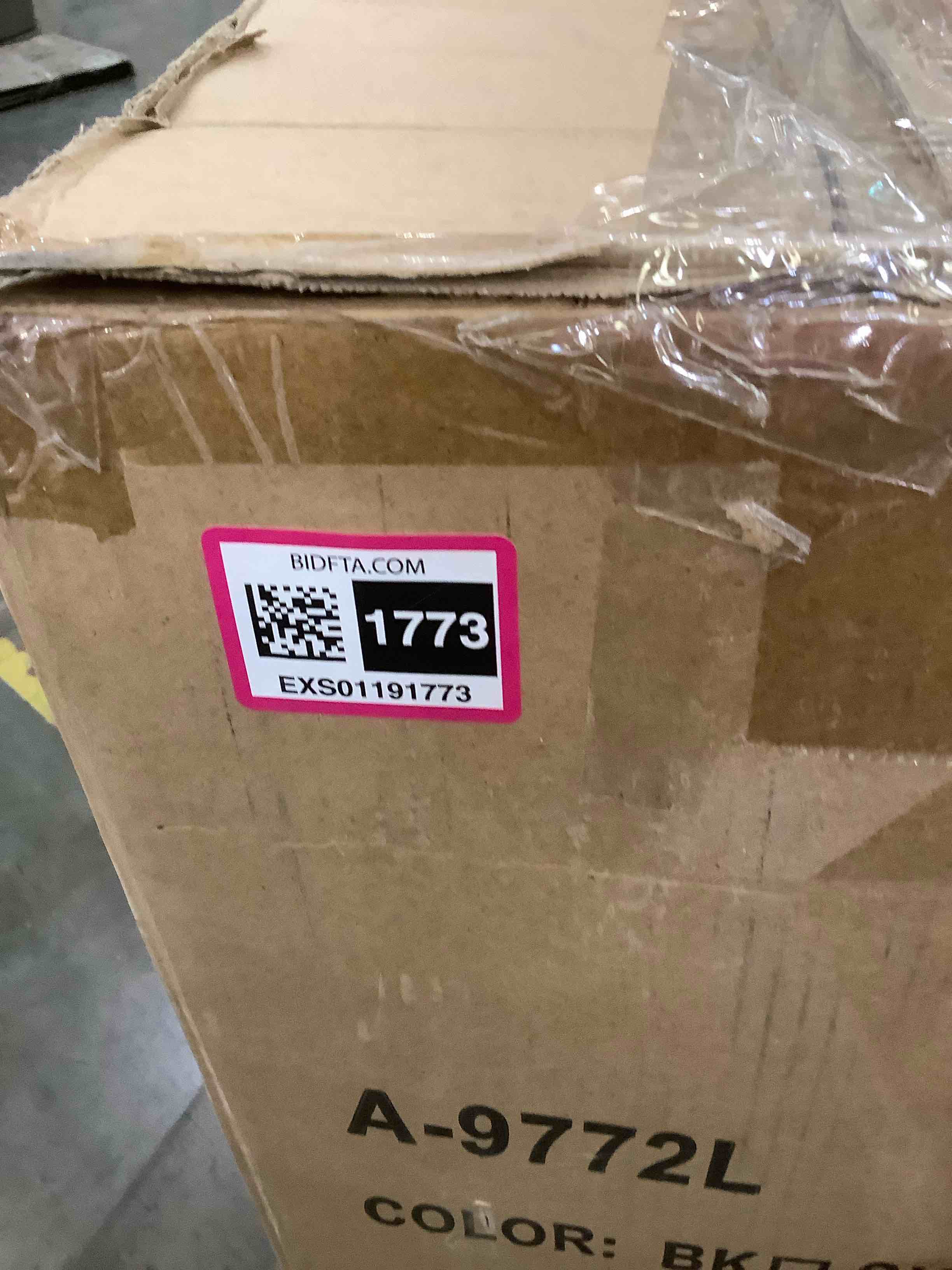 https://s3.amazonaws.com/lotting-images-prod/BargainHunt/EXS01191773_1709145194448.jpeg