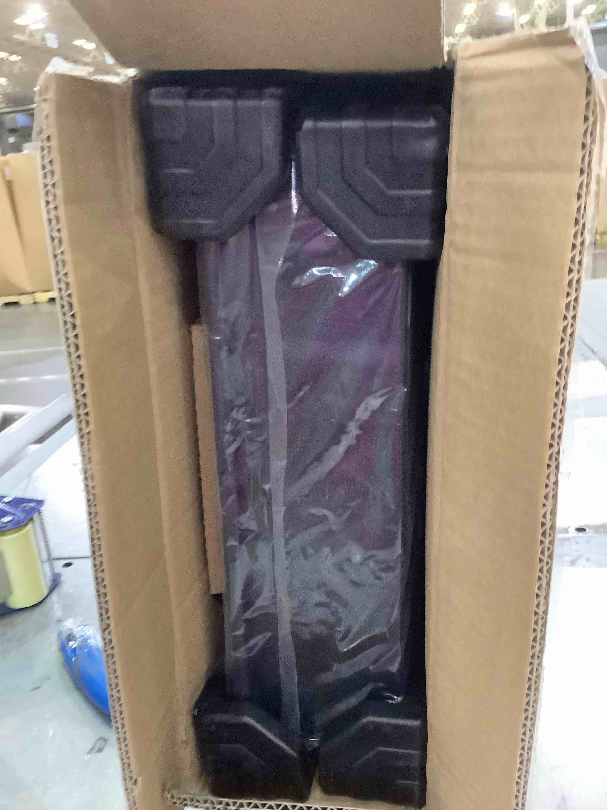 https://s3.amazonaws.com/lotting-images-prod/BargainHunt/EXS01191781_1709145893665.jpeg