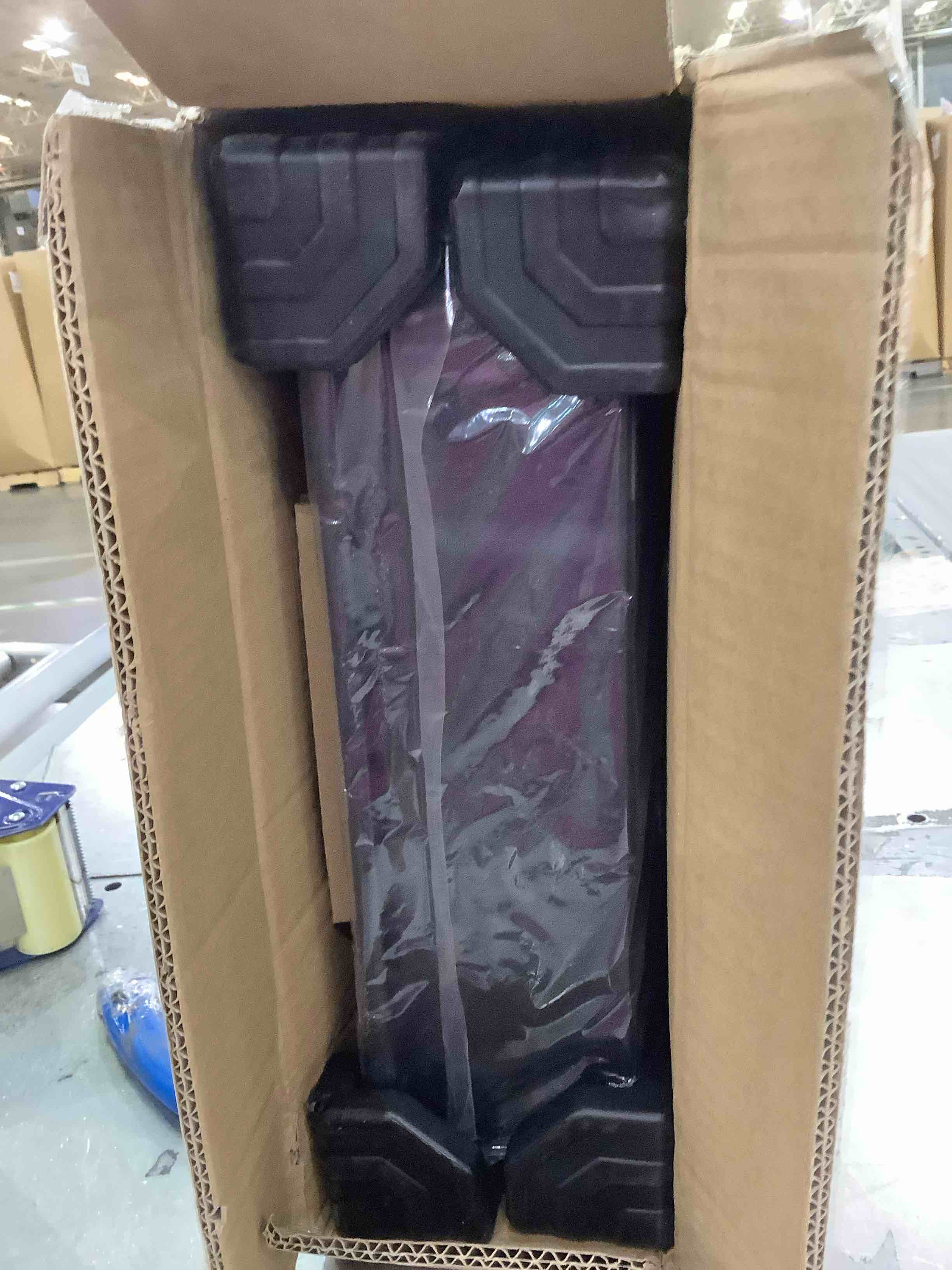 https://s3.amazonaws.com/lotting-images-prod/BargainHunt/EXS01191781_1709145894706.jpeg