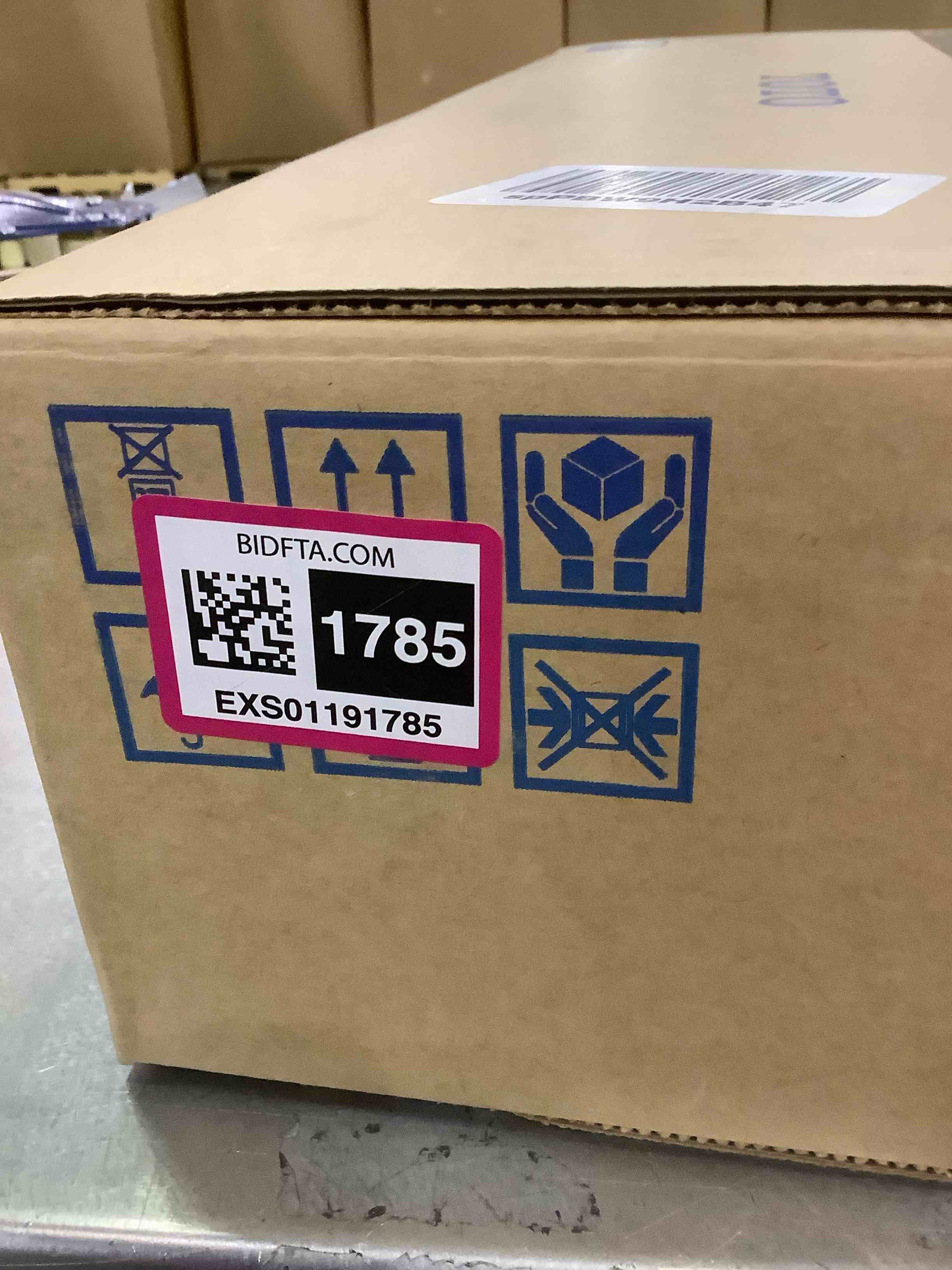 https://s3.amazonaws.com/lotting-images-prod/BargainHunt/EXS01191785_1709146476976.jpeg
