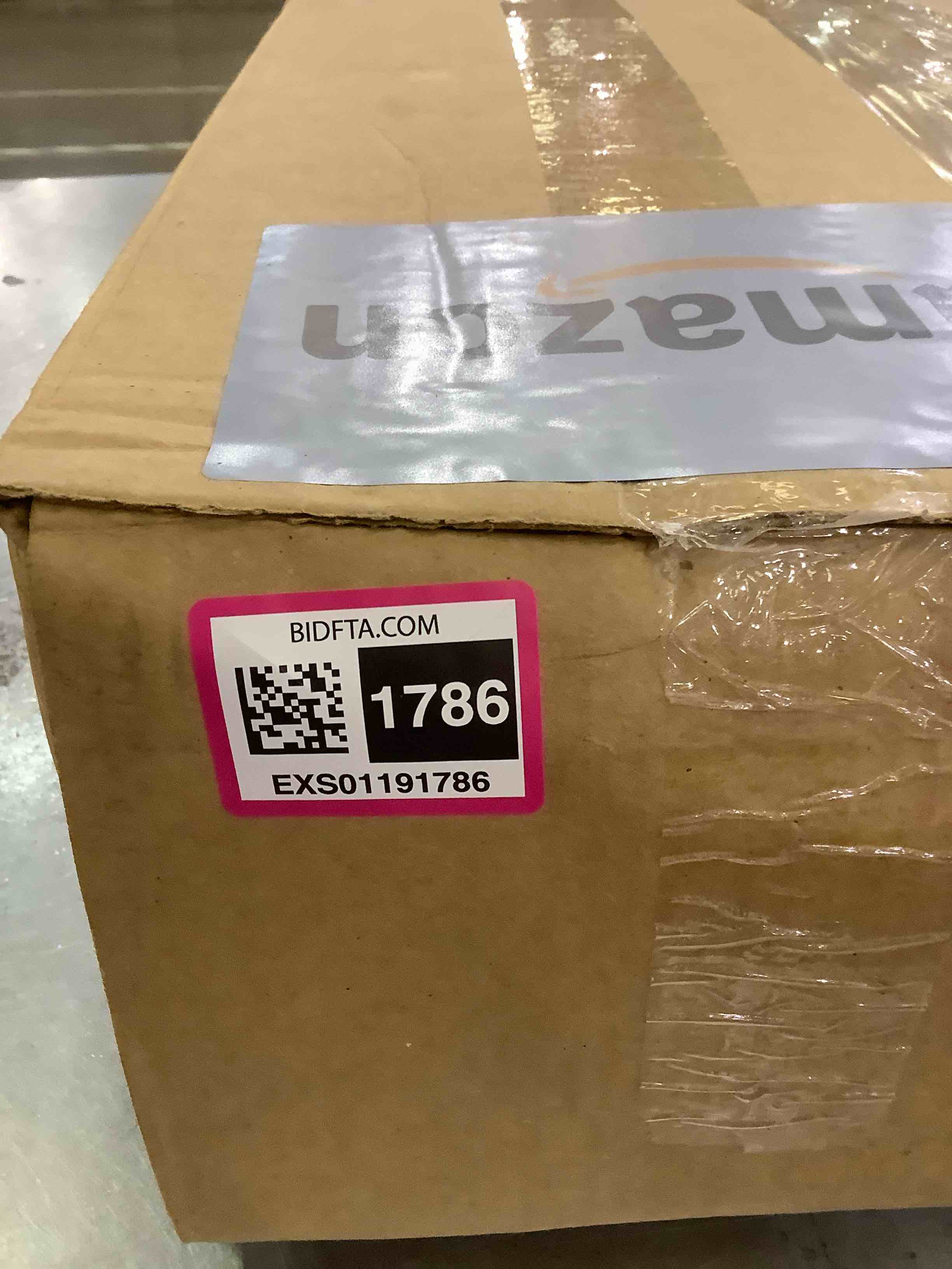 https://s3.amazonaws.com/lotting-images-prod/BargainHunt/EXS01191786_1709146525778.jpeg