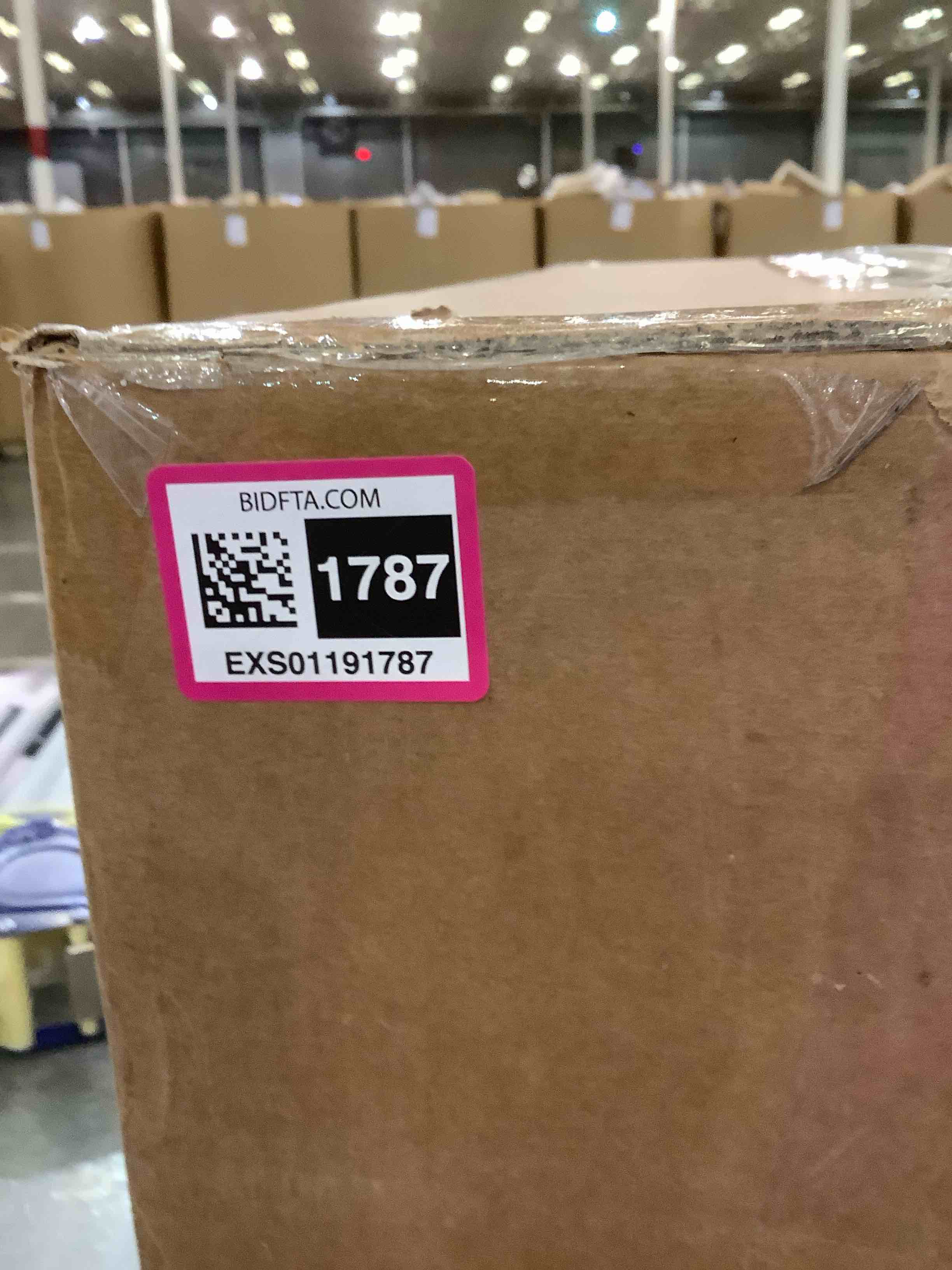 https://s3.amazonaws.com/lotting-images-prod/BargainHunt/EXS01191787_1709148143925.jpeg