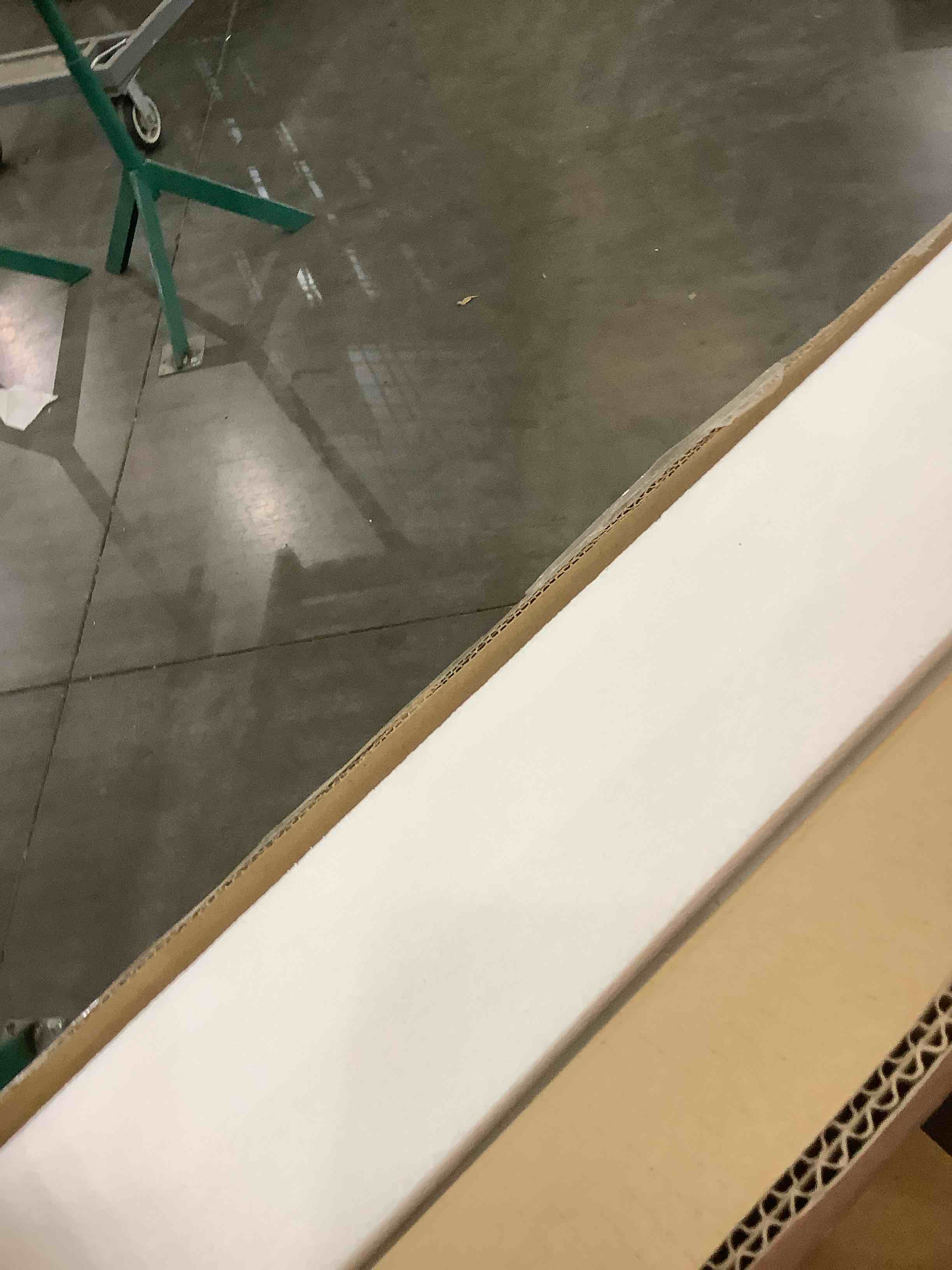 https://s3.amazonaws.com/lotting-images-prod/BargainHunt/EXS01191809_1709150442119.jpeg