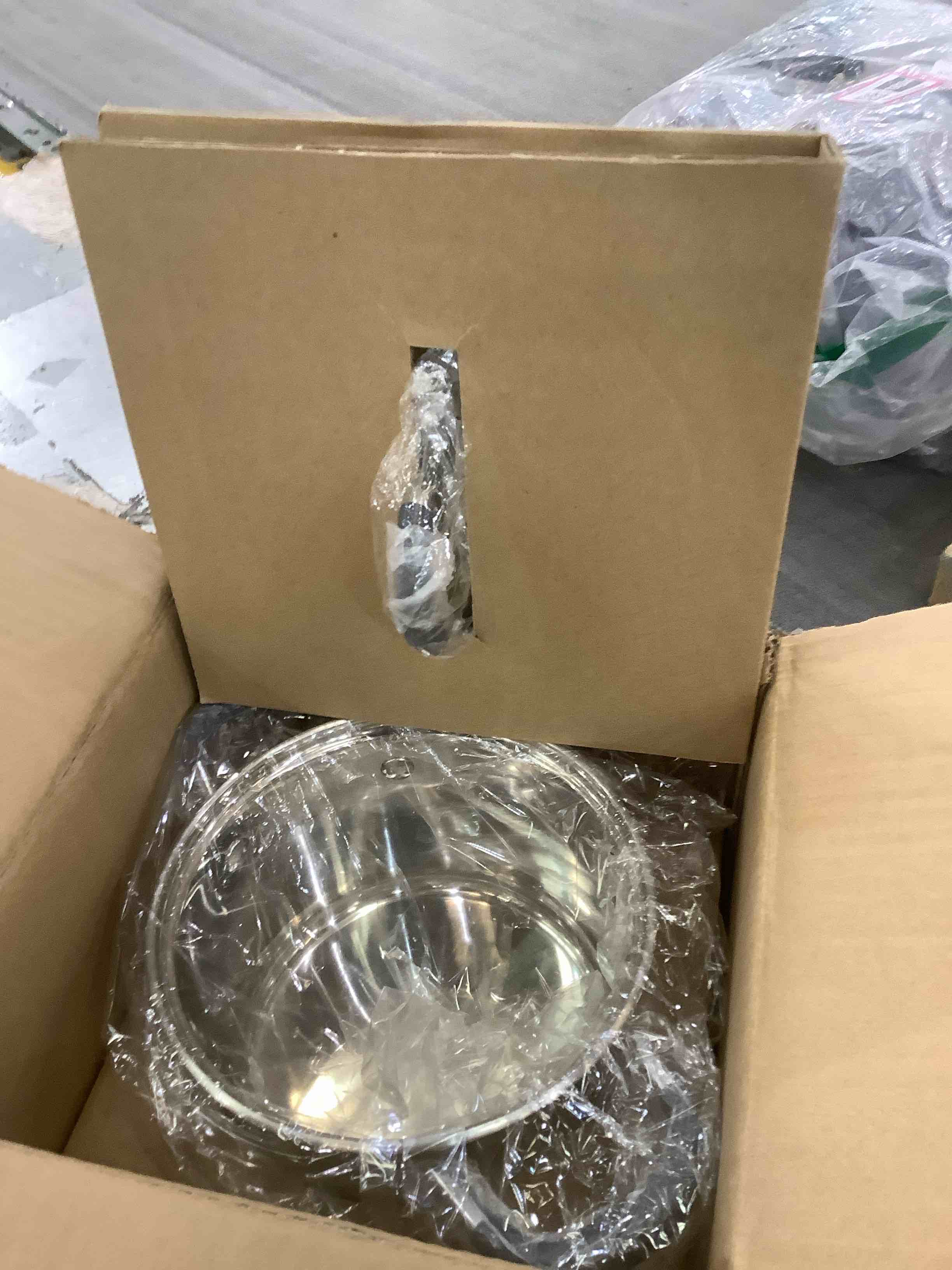 https://s3.amazonaws.com/lotting-images-prod/BargainHunt/EXS01191935_1709229321544.jpeg