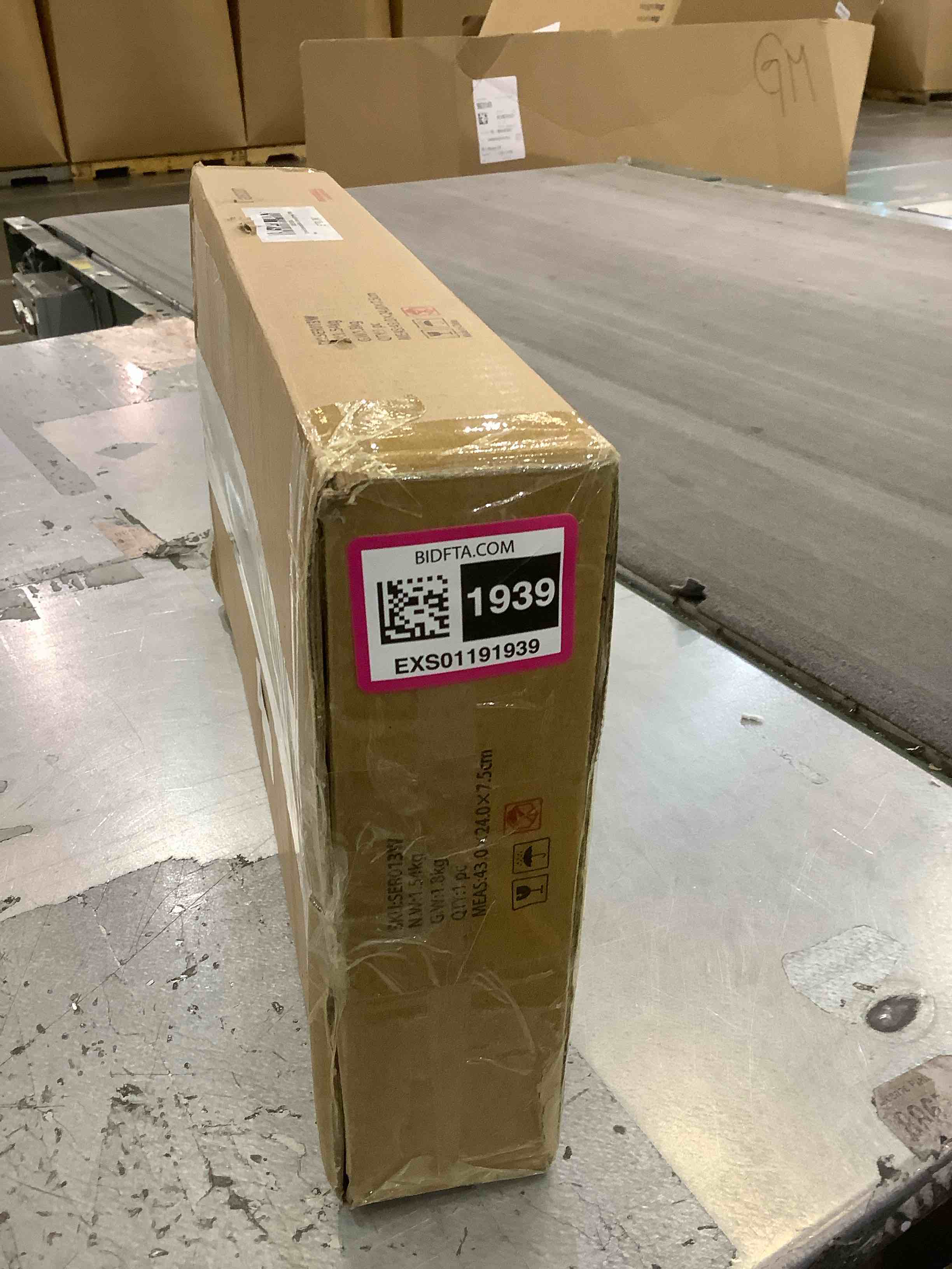 https://s3.amazonaws.com/lotting-images-prod/BargainHunt/EXS01191939_1709229591615.jpeg