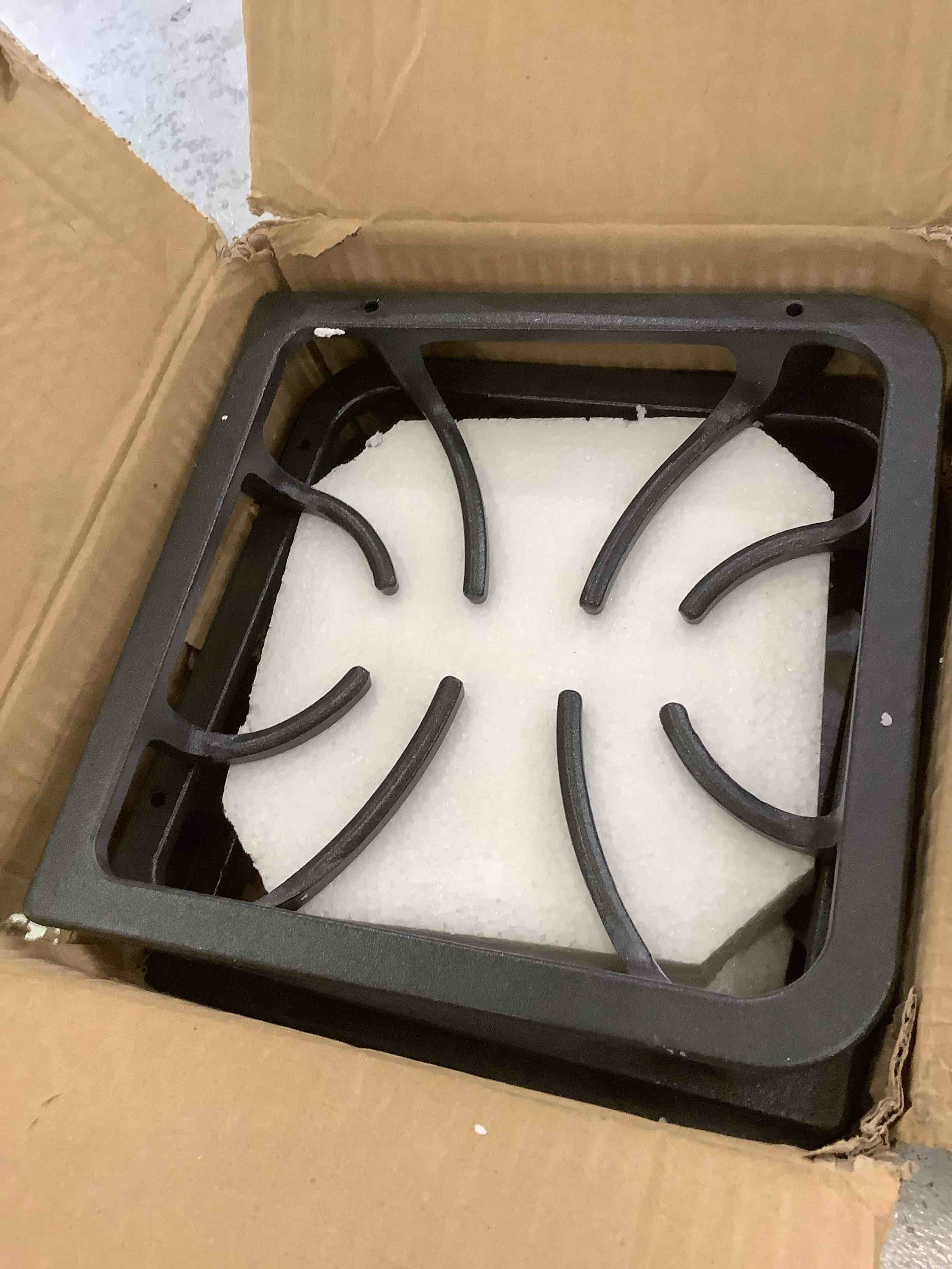 https://s3.amazonaws.com/lotting-images-prod/BargainHunt/EXS01191944_1709230224615.jpeg