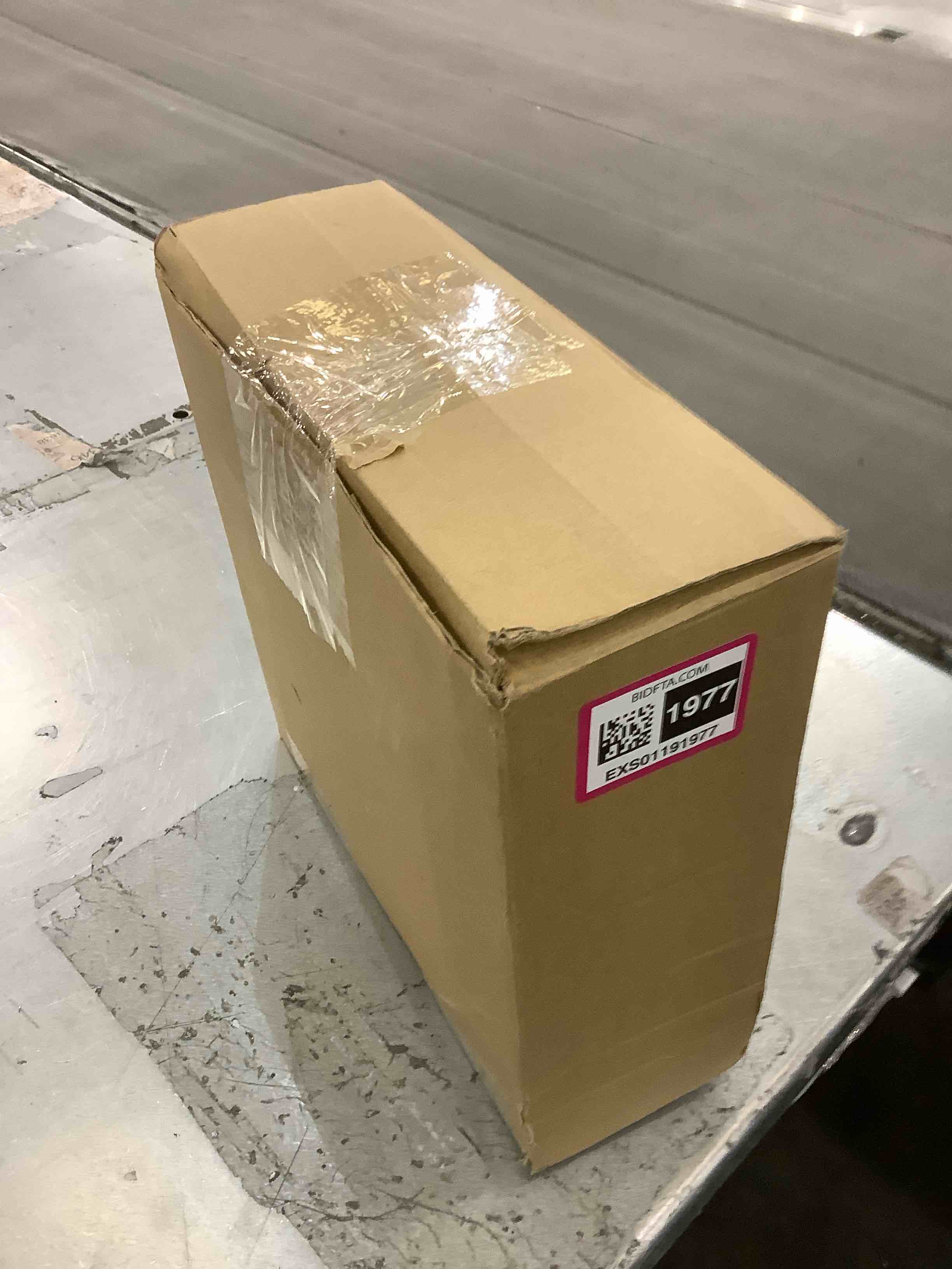 https://s3.amazonaws.com/lotting-images-prod/BargainHunt/EXS01191977_1709235257089.jpeg