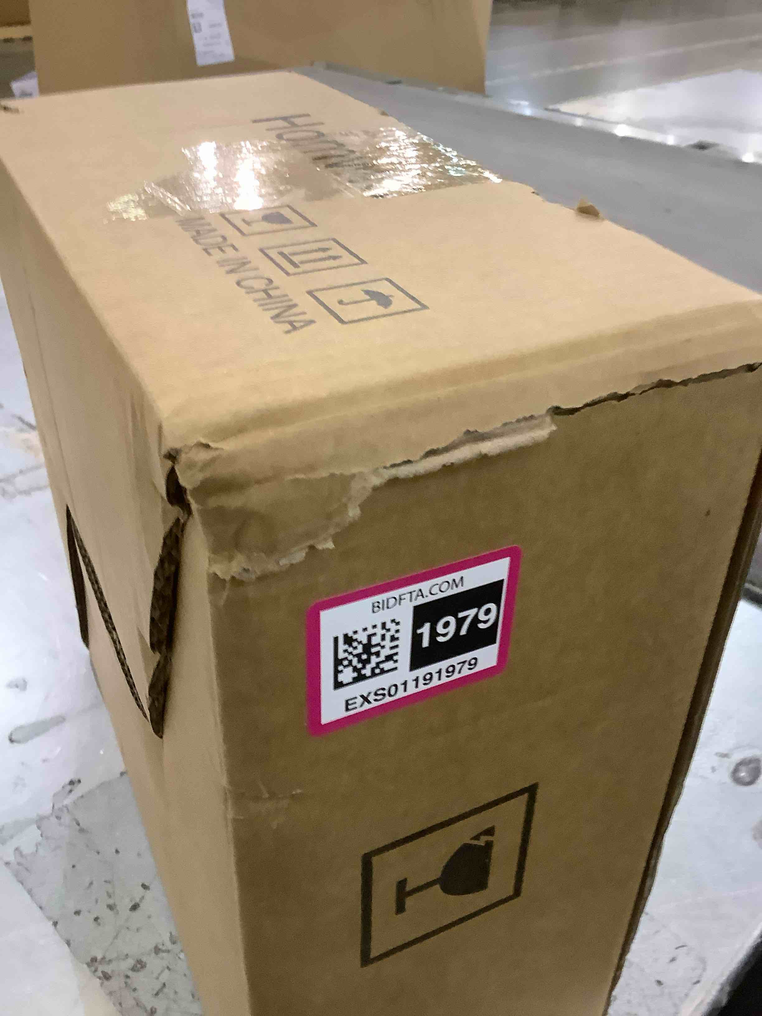 https://s3.amazonaws.com/lotting-images-prod/BargainHunt/EXS01191979_1709235374058.jpeg