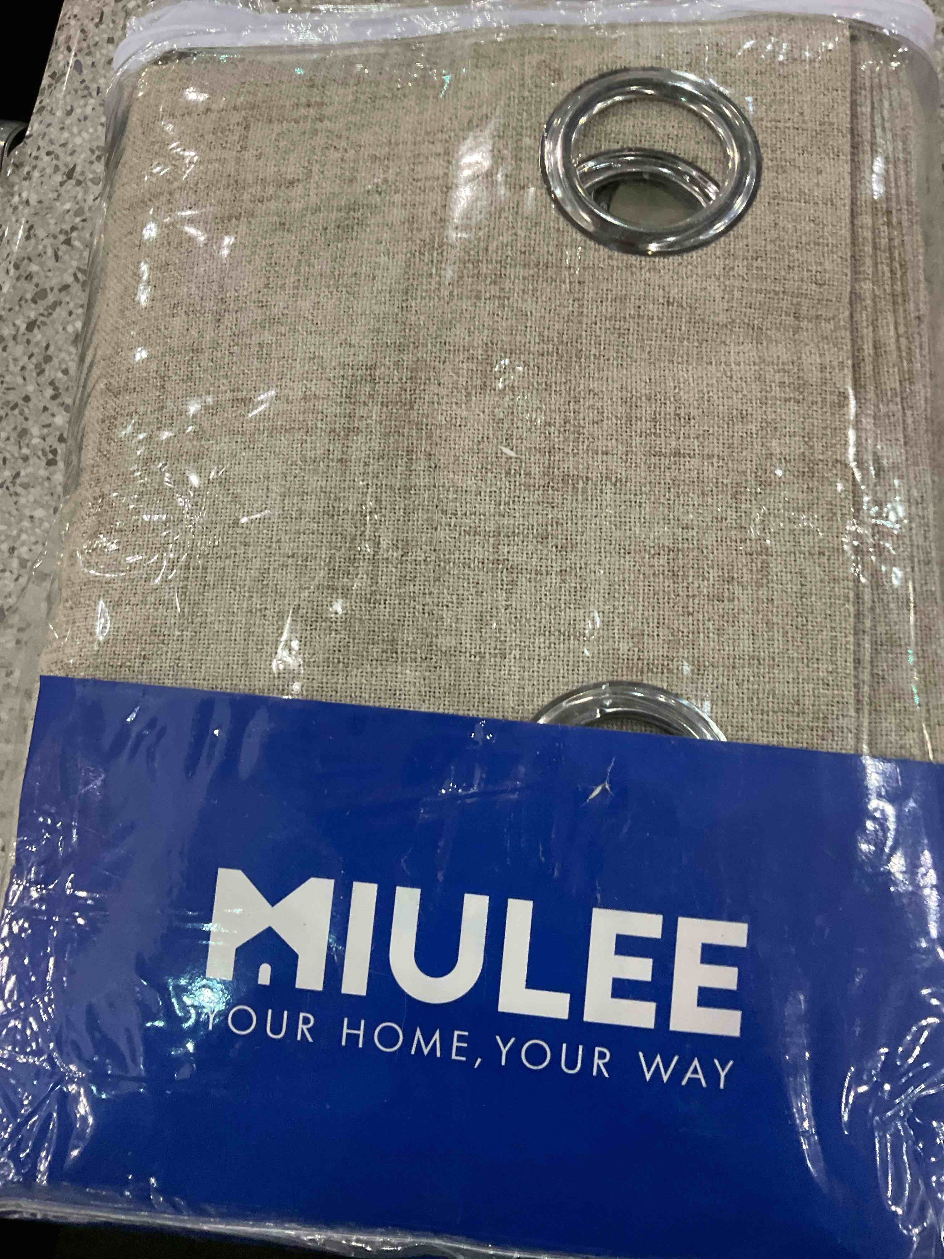 https://s3.amazonaws.com/lotting-images-prod/BargainHunt/EXS01192080_1709303446821.jpeg