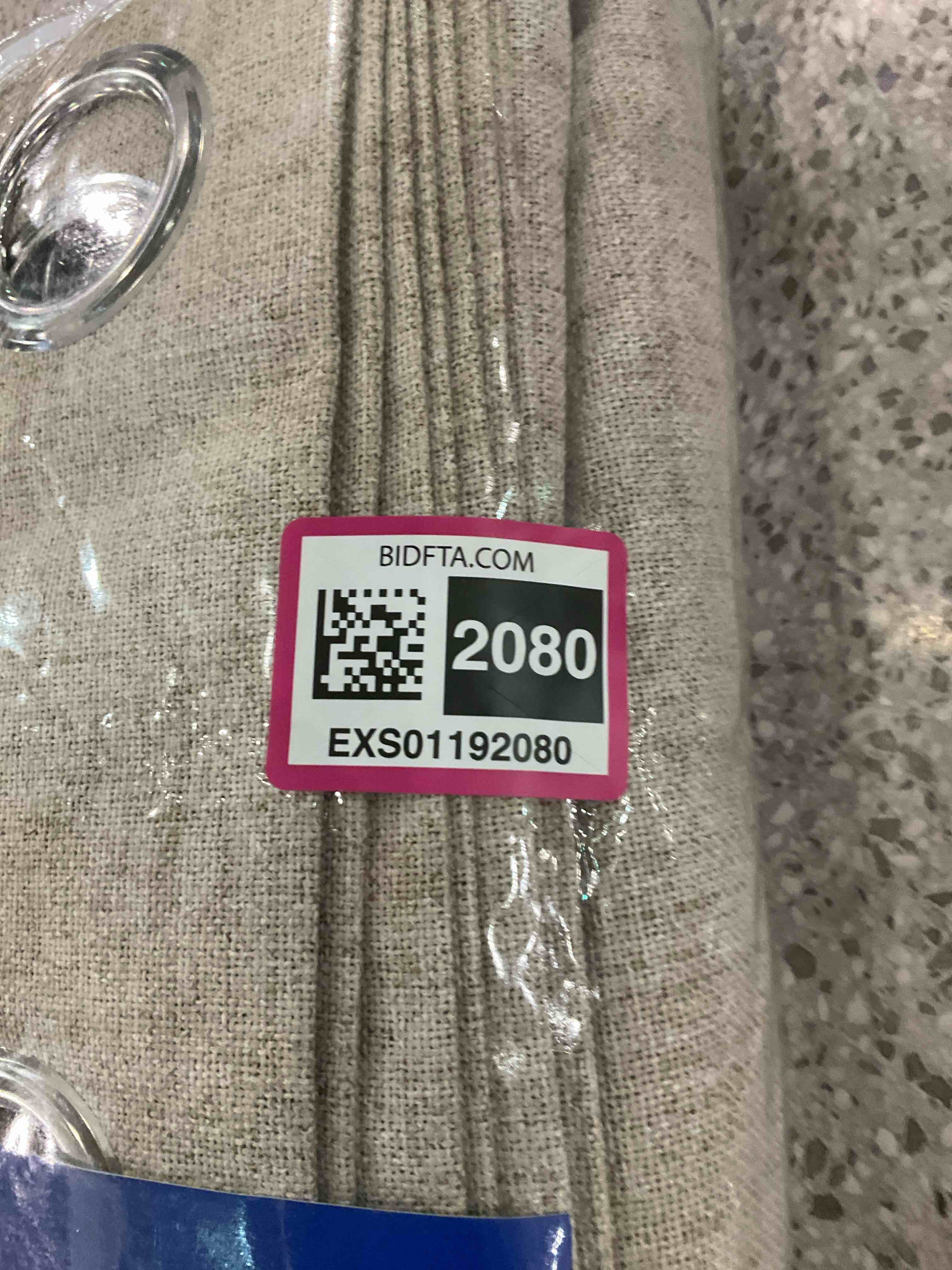 https://s3.amazonaws.com/lotting-images-prod/BargainHunt/EXS01192080_1709303452426.jpeg