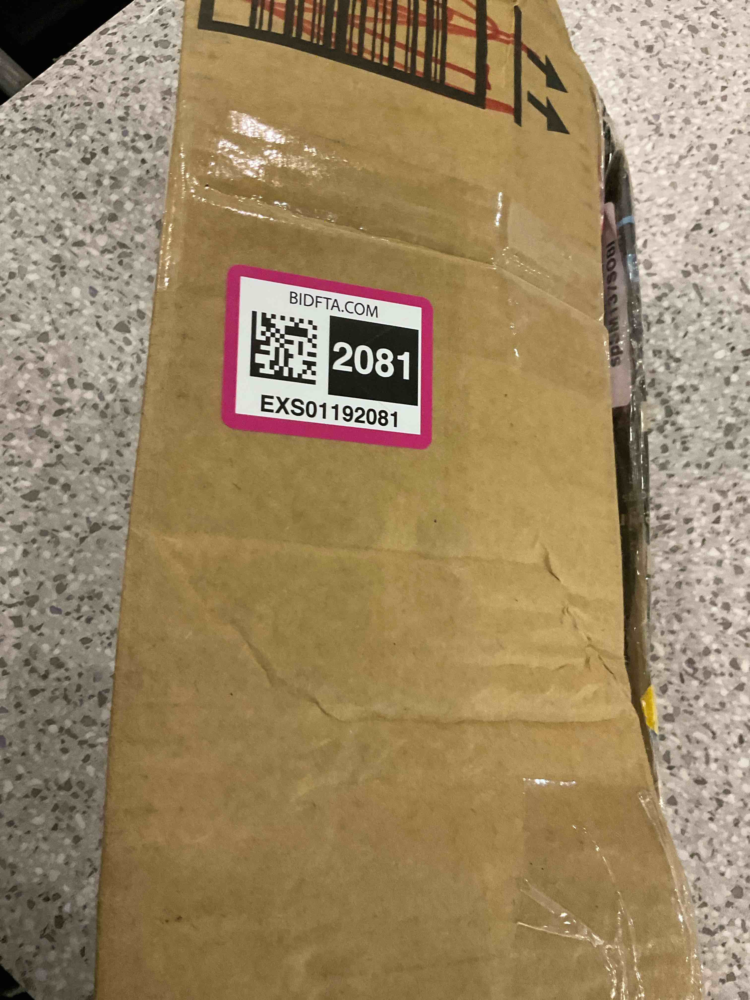 https://s3.amazonaws.com/lotting-images-prod/BargainHunt/EXS01192081_1709303541204.jpeg