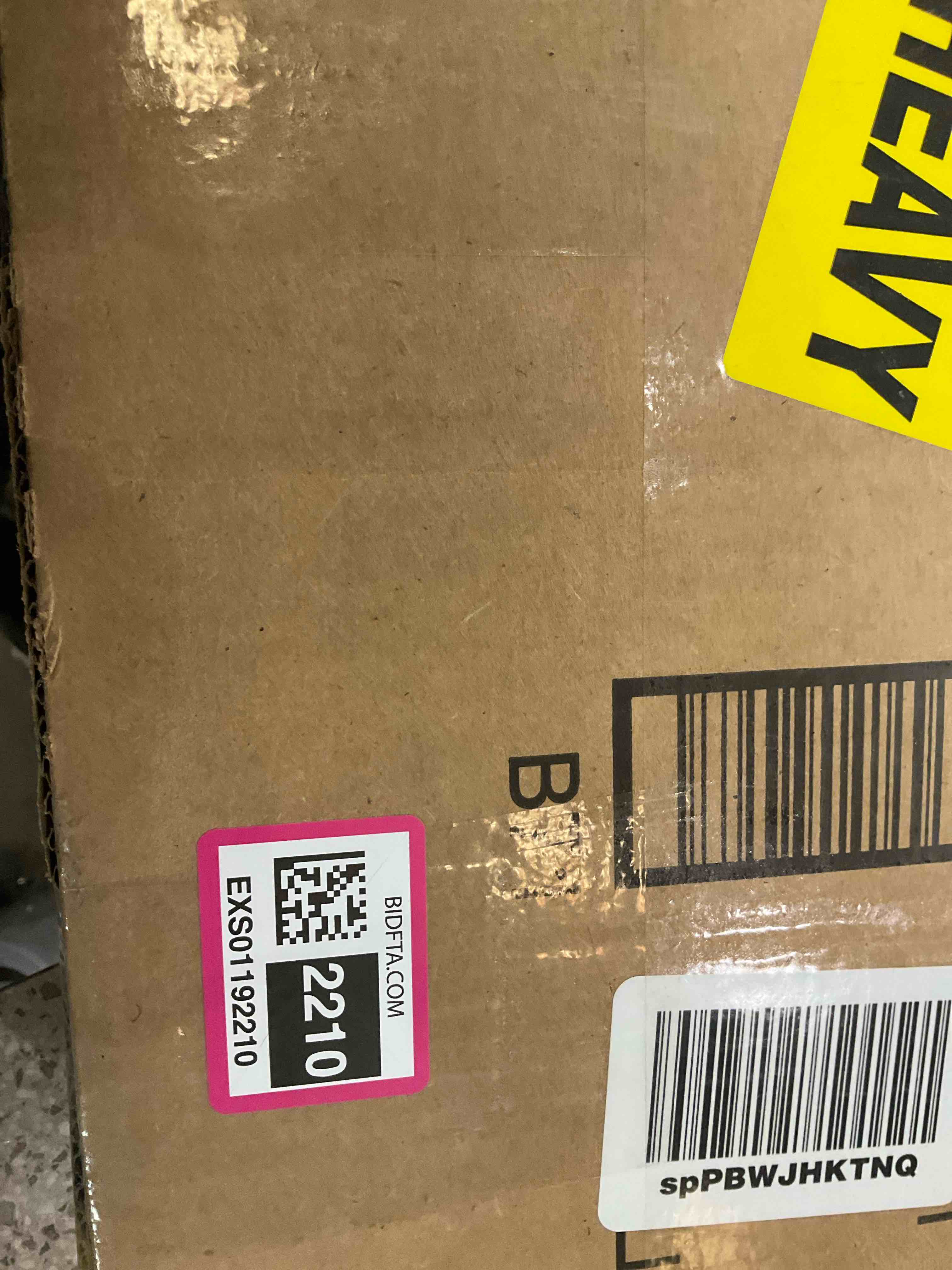 https://s3.amazonaws.com/lotting-images-prod/BargainHunt/EXS01192210_1709565948872.jpeg