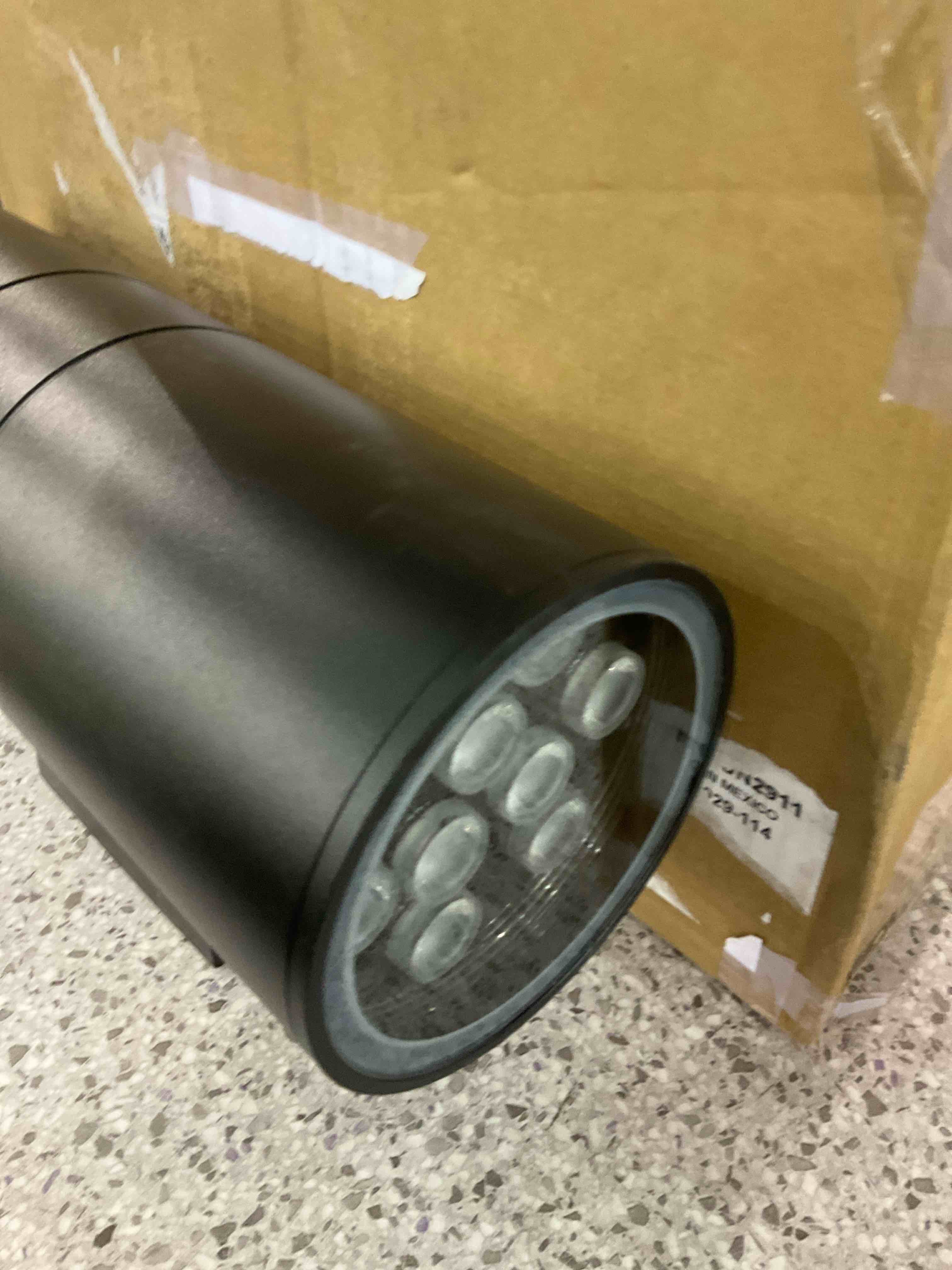 https://s3.amazonaws.com/lotting-images-prod/BargainHunt/EXS01192270_1709642322324.jpeg