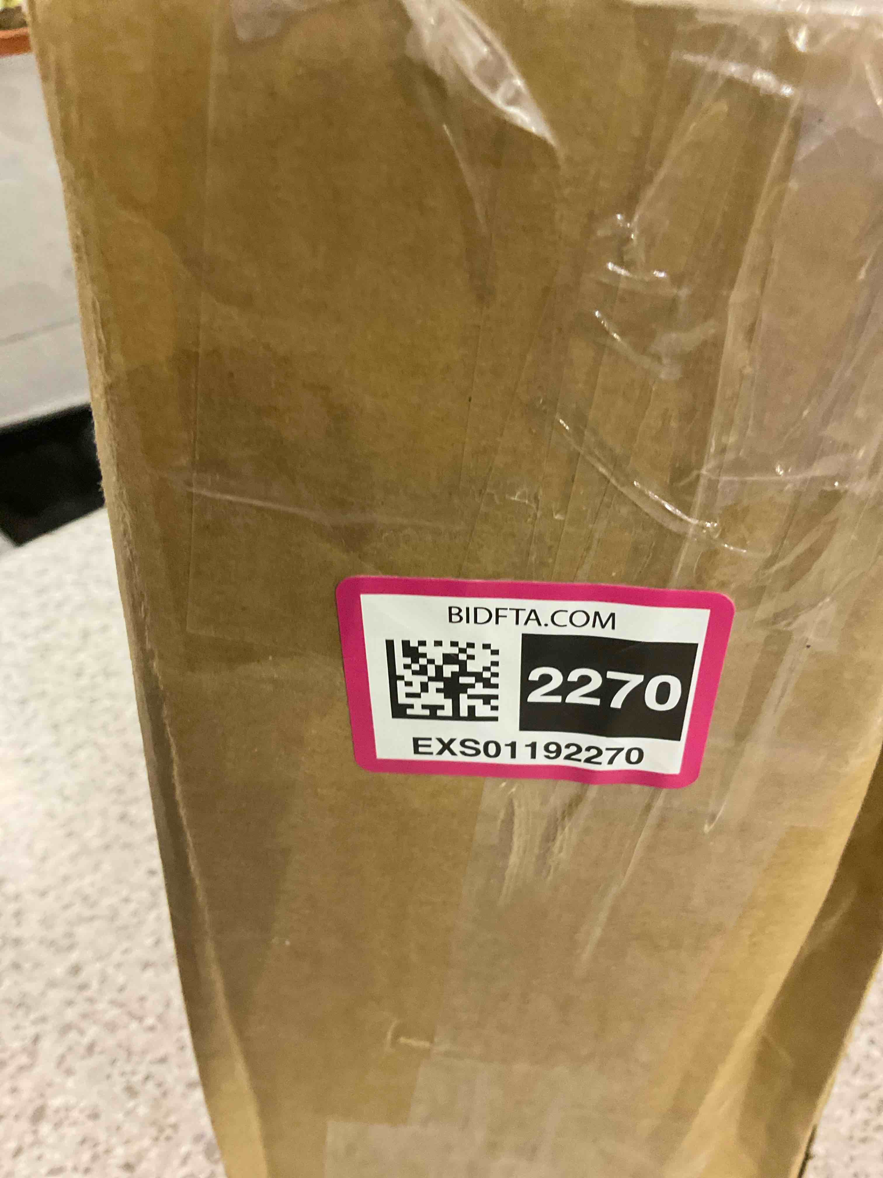 https://s3.amazonaws.com/lotting-images-prod/BargainHunt/EXS01192270_1709642356869.jpeg