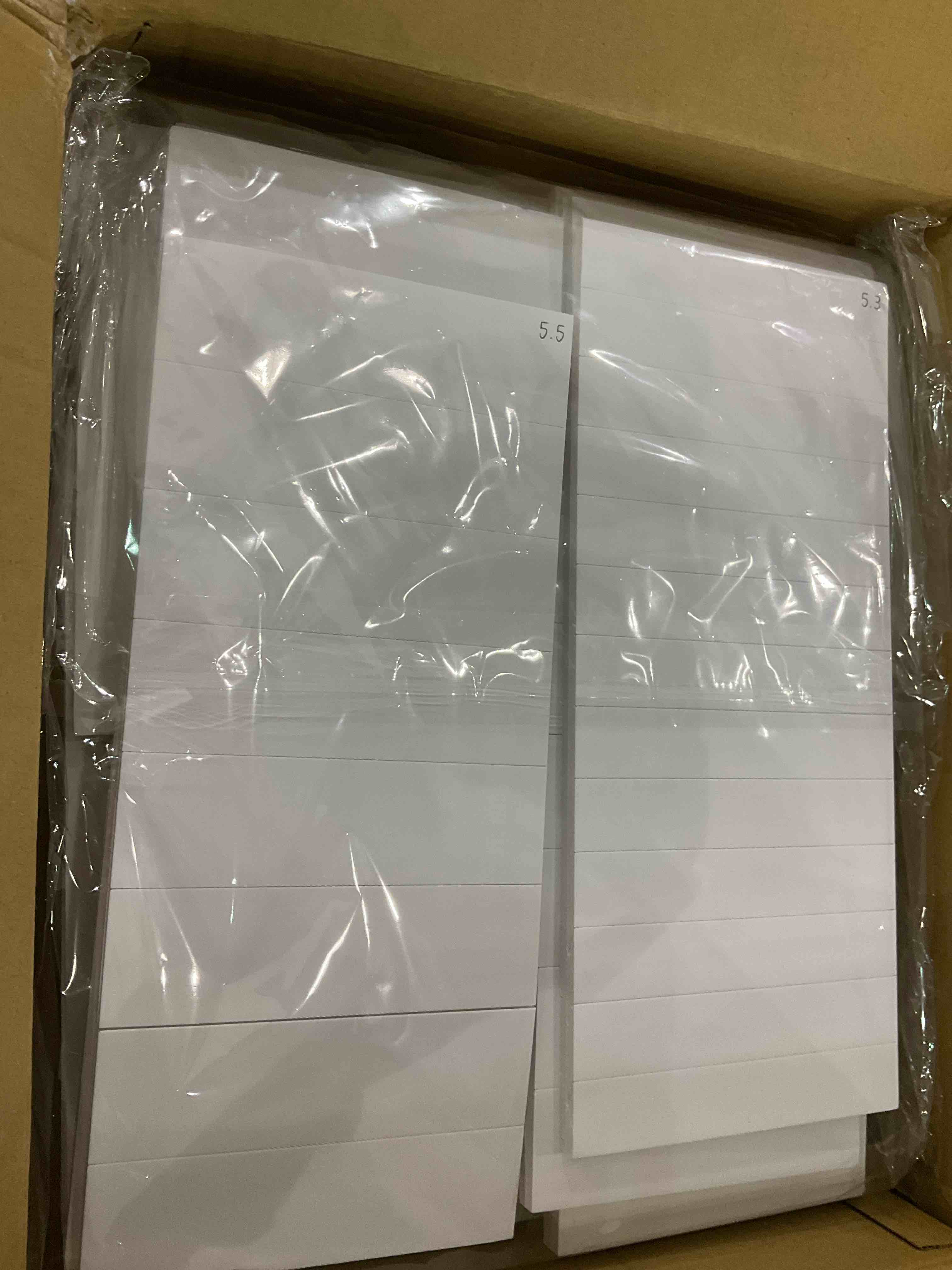 https://s3.amazonaws.com/lotting-images-prod/BargainHunt/EXS01192273_1709642748950.jpeg