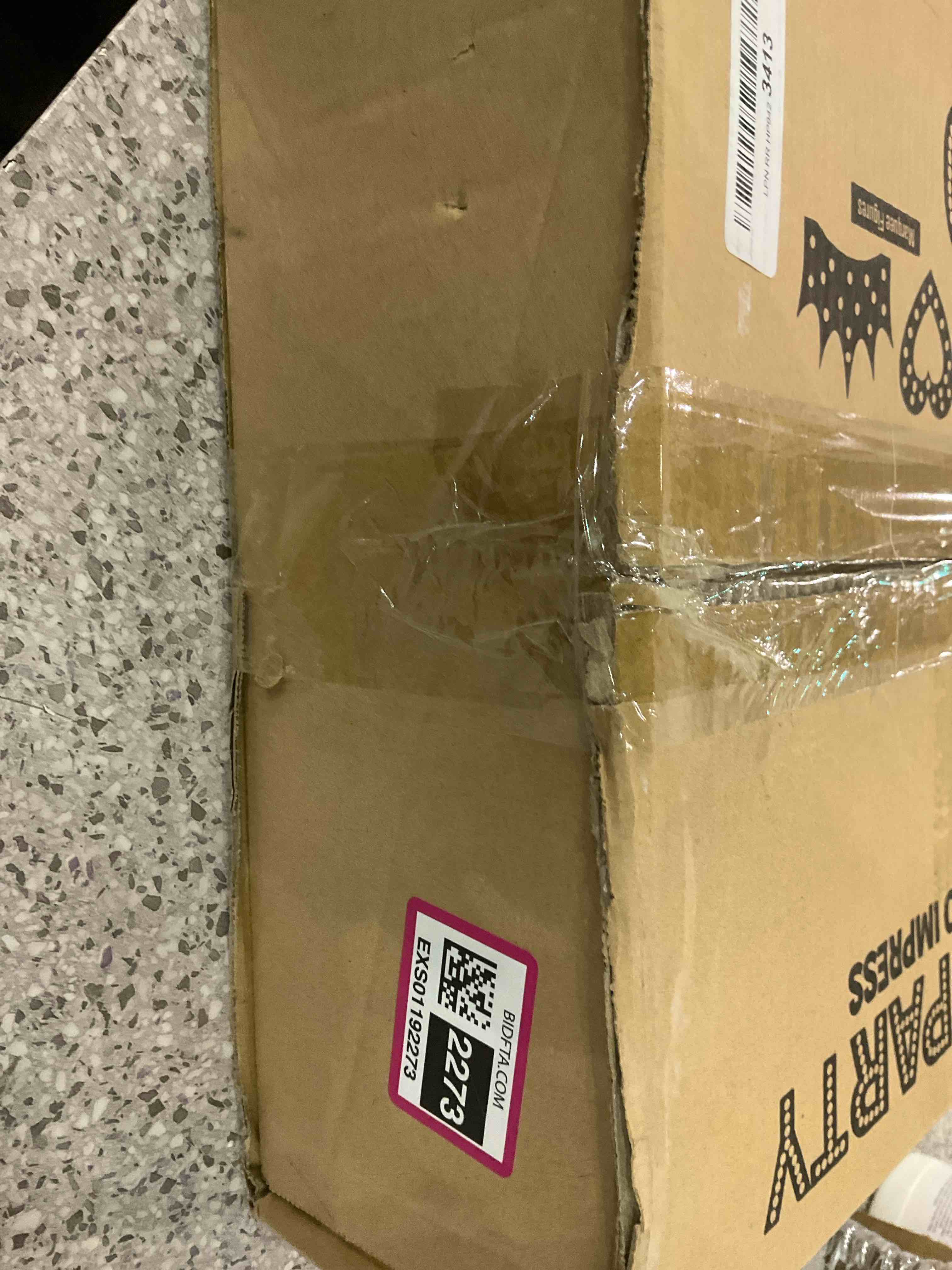 https://s3.amazonaws.com/lotting-images-prod/BargainHunt/EXS01192273_1709642791338.jpeg