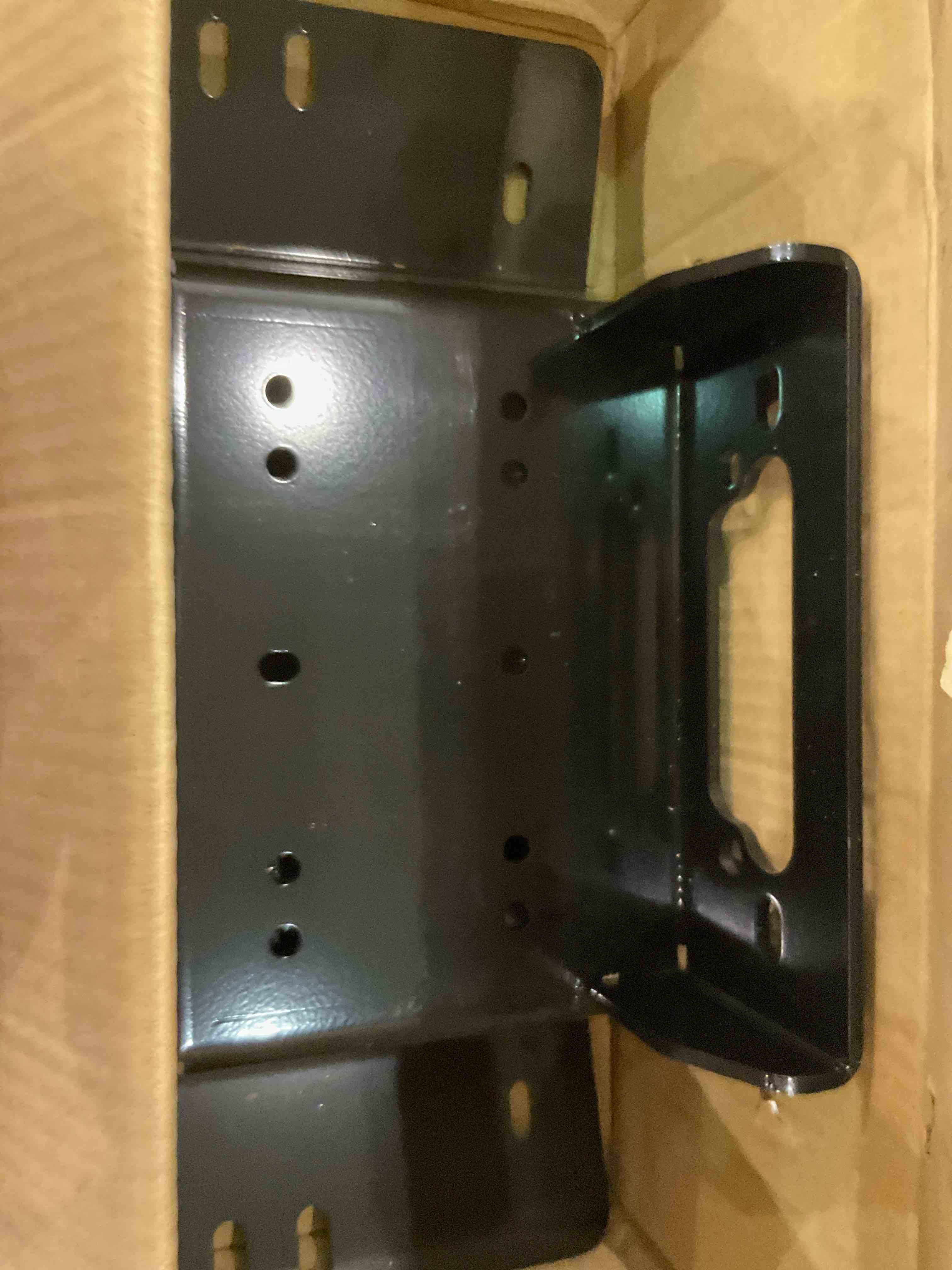 https://s3.amazonaws.com/lotting-images-prod/BargainHunt/EXS01192287_1709645289540.jpeg