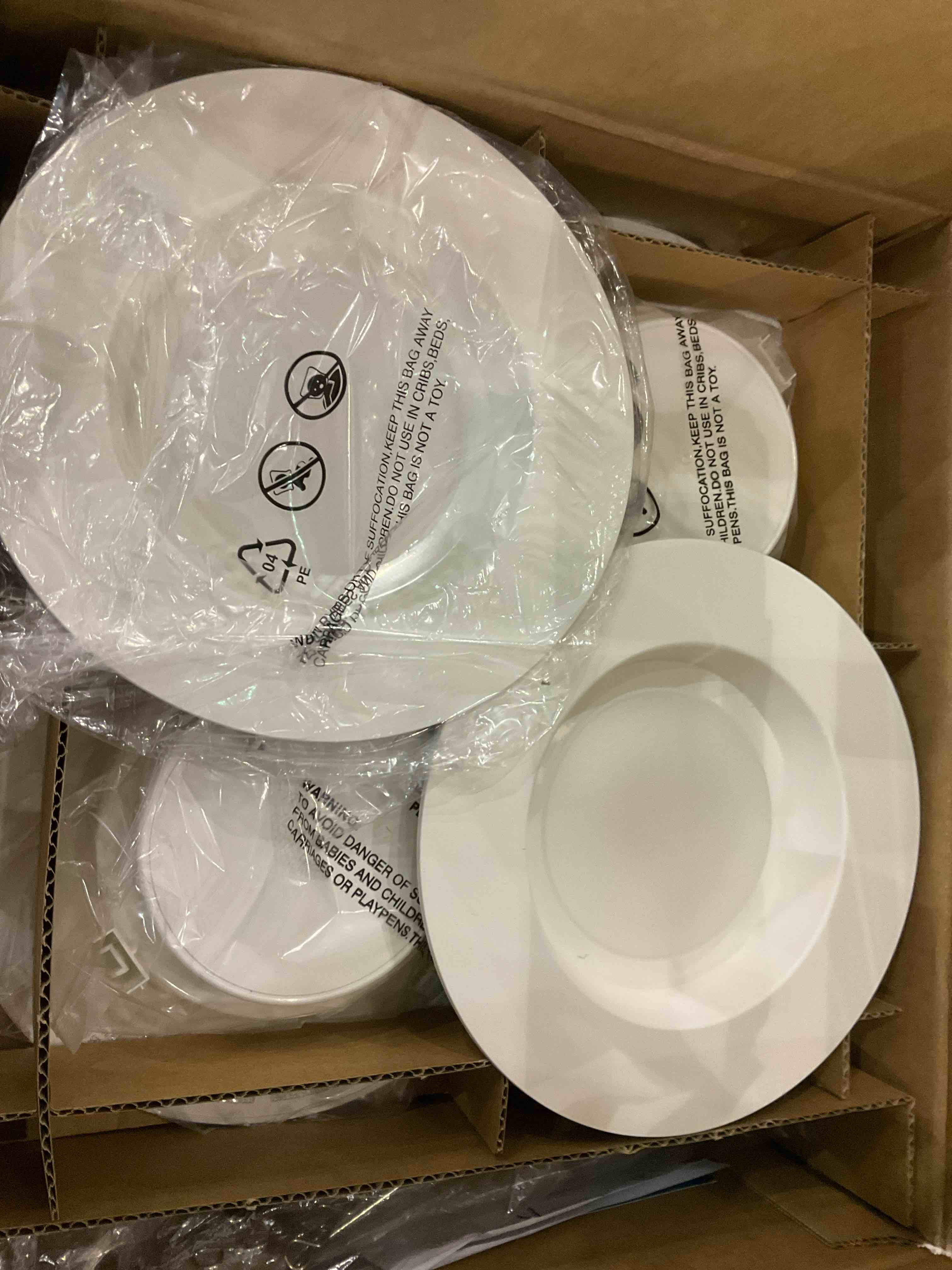 https://s3.amazonaws.com/lotting-images-prod/BargainHunt/EXS01192297_1709648971833.jpeg