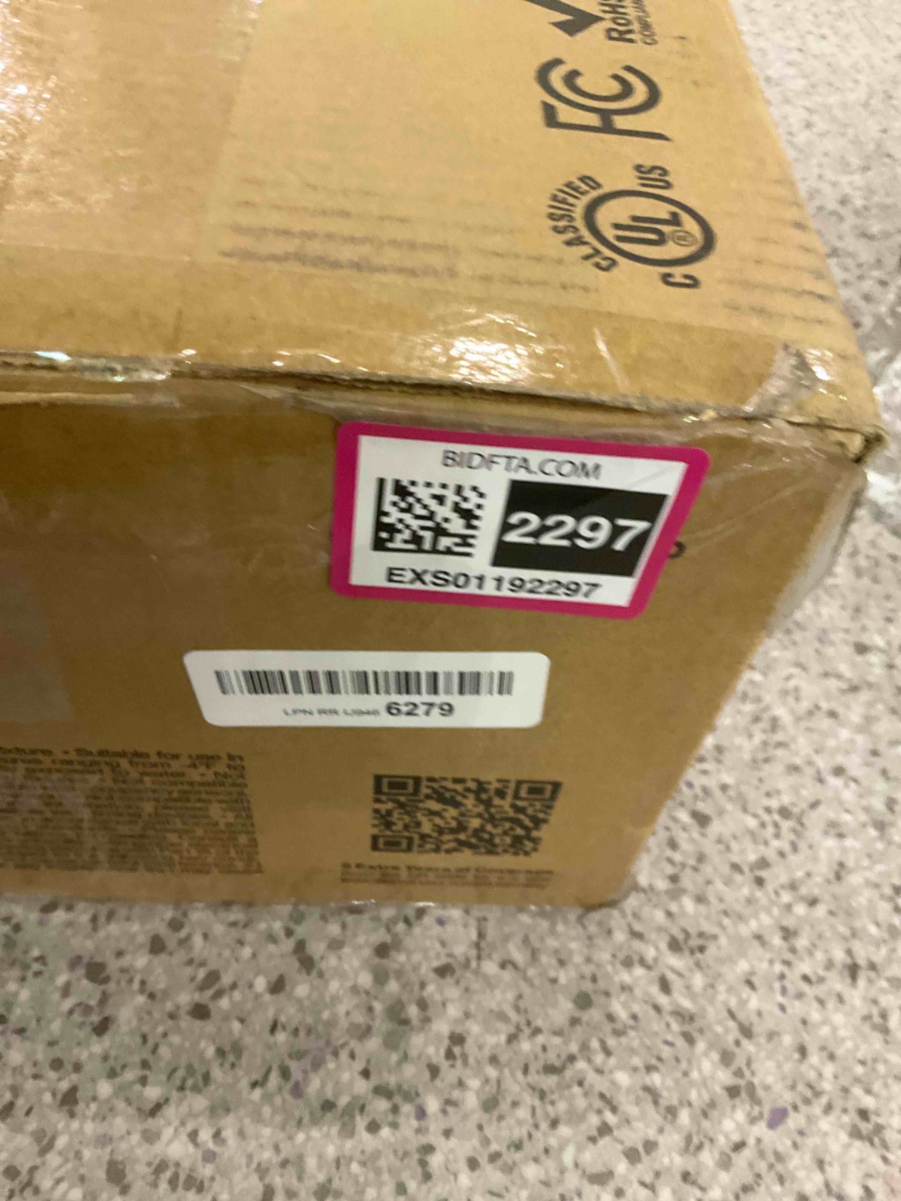 https://s3.amazonaws.com/lotting-images-prod/BargainHunt/EXS01192297_1709649008962.jpeg