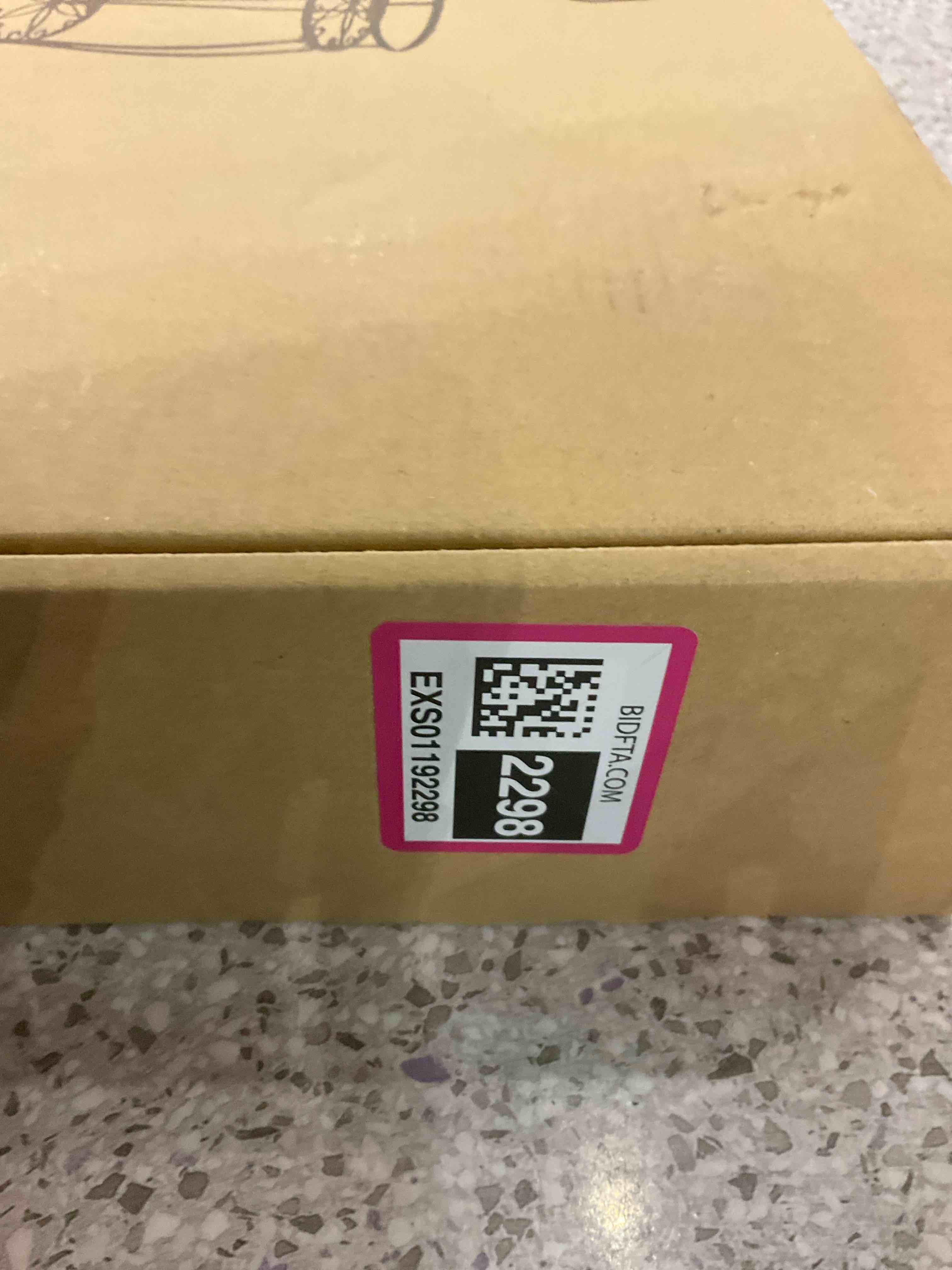 https://s3.amazonaws.com/lotting-images-prod/BargainHunt/EXS01192298_1709649113035.jpeg