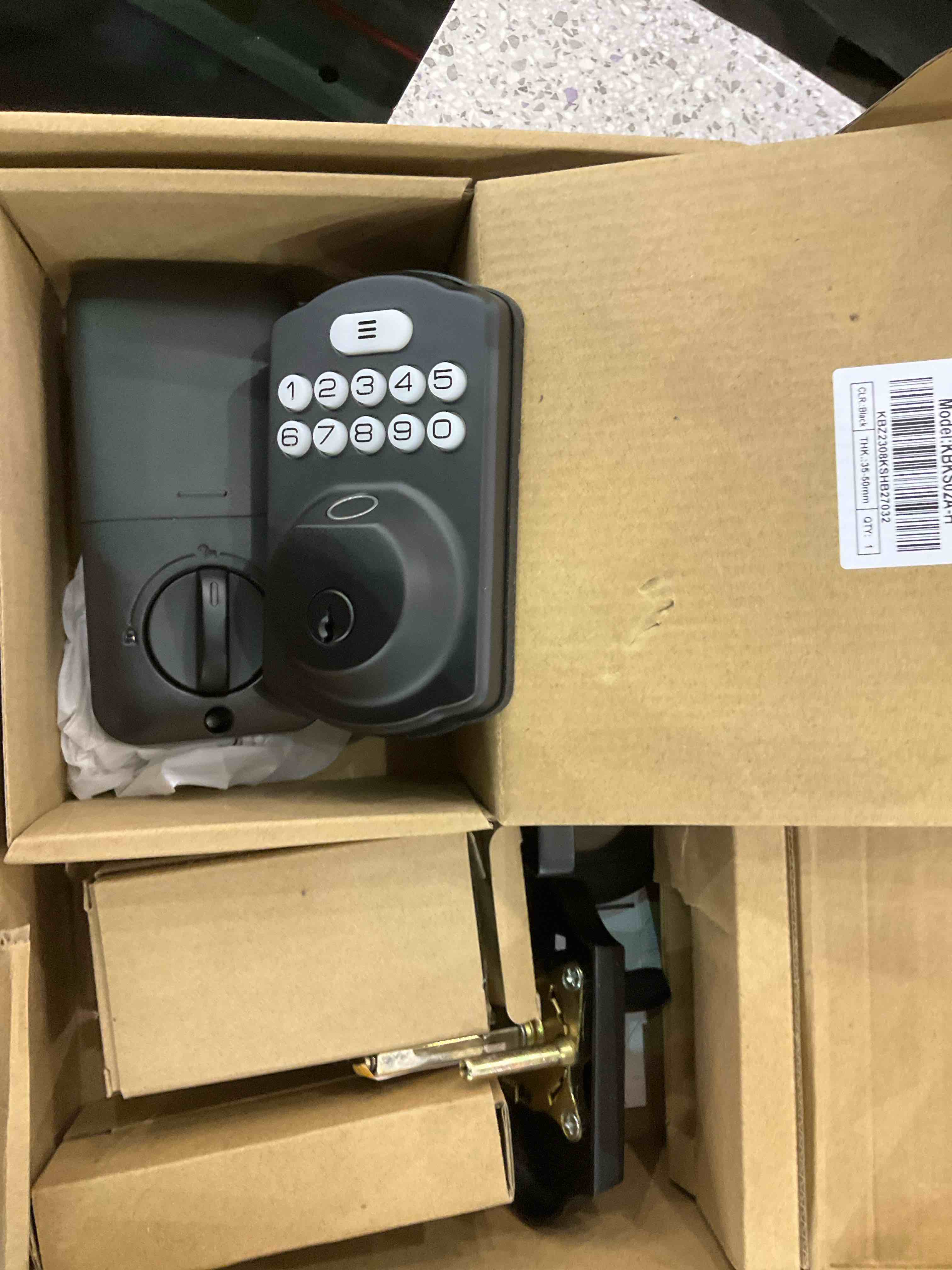 https://s3.amazonaws.com/lotting-images-prod/BargainHunt/EXS01192377_1709669007311.jpeg