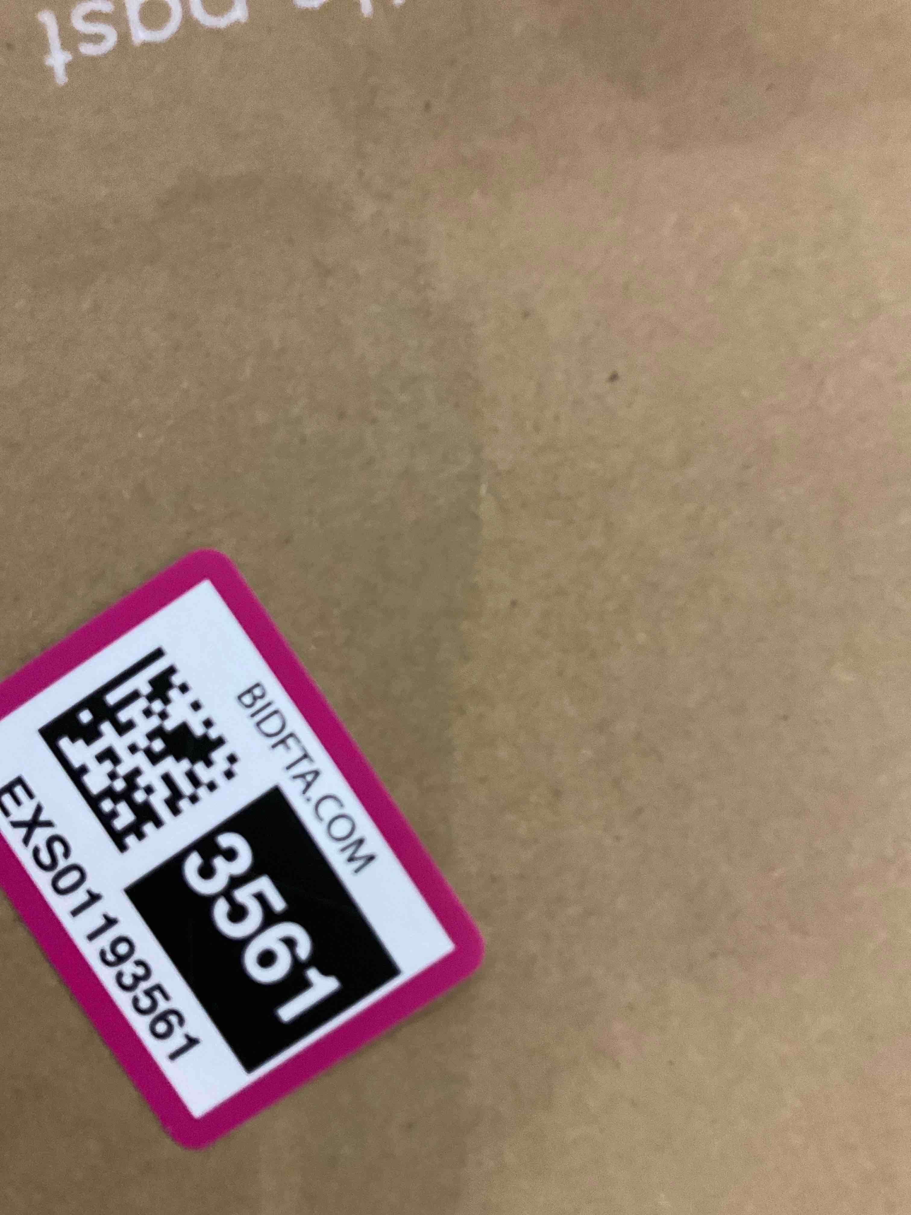 https://s3.amazonaws.com/lotting-images-prod/BargainHunt/EXS01193561_1709211589065.jpeg
