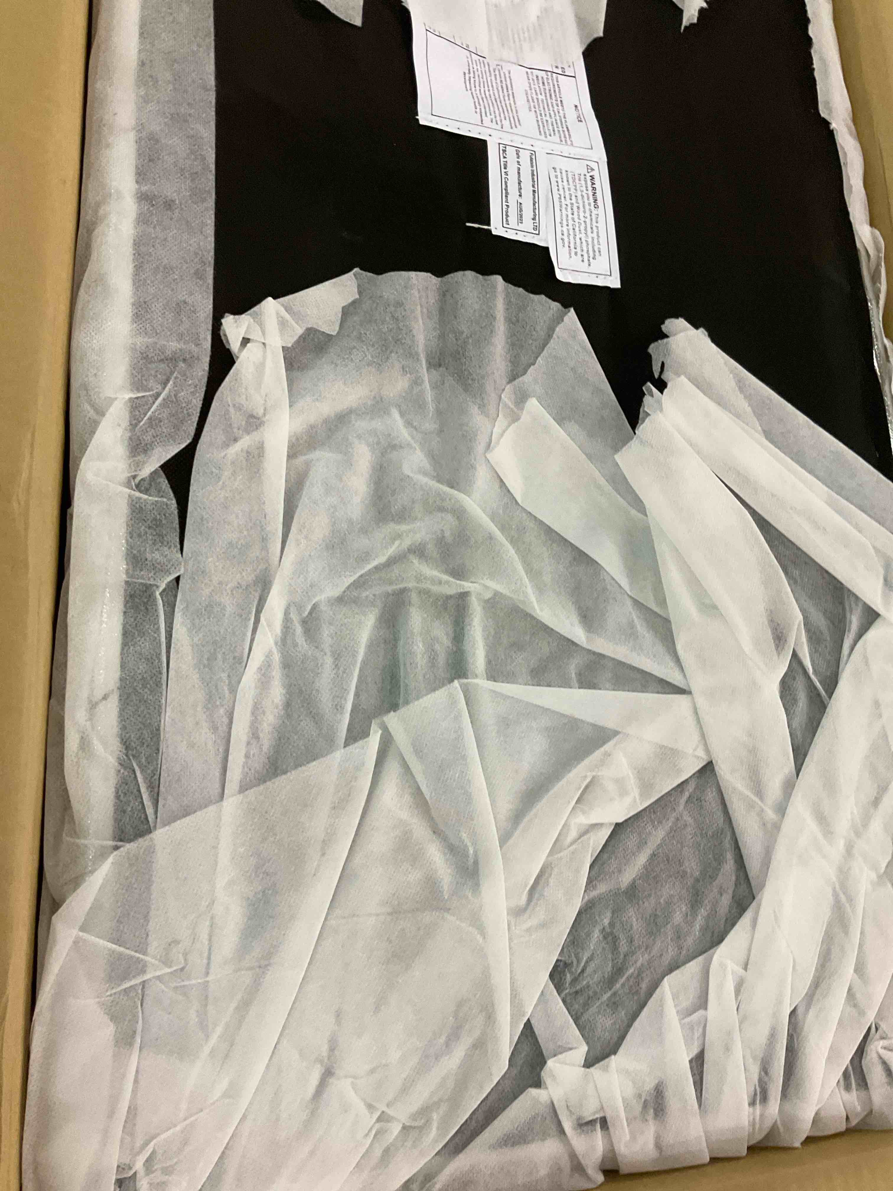 https://s3.amazonaws.com/lotting-images-prod/BargainHunt/EXS01194075_1709210526646.jpeg