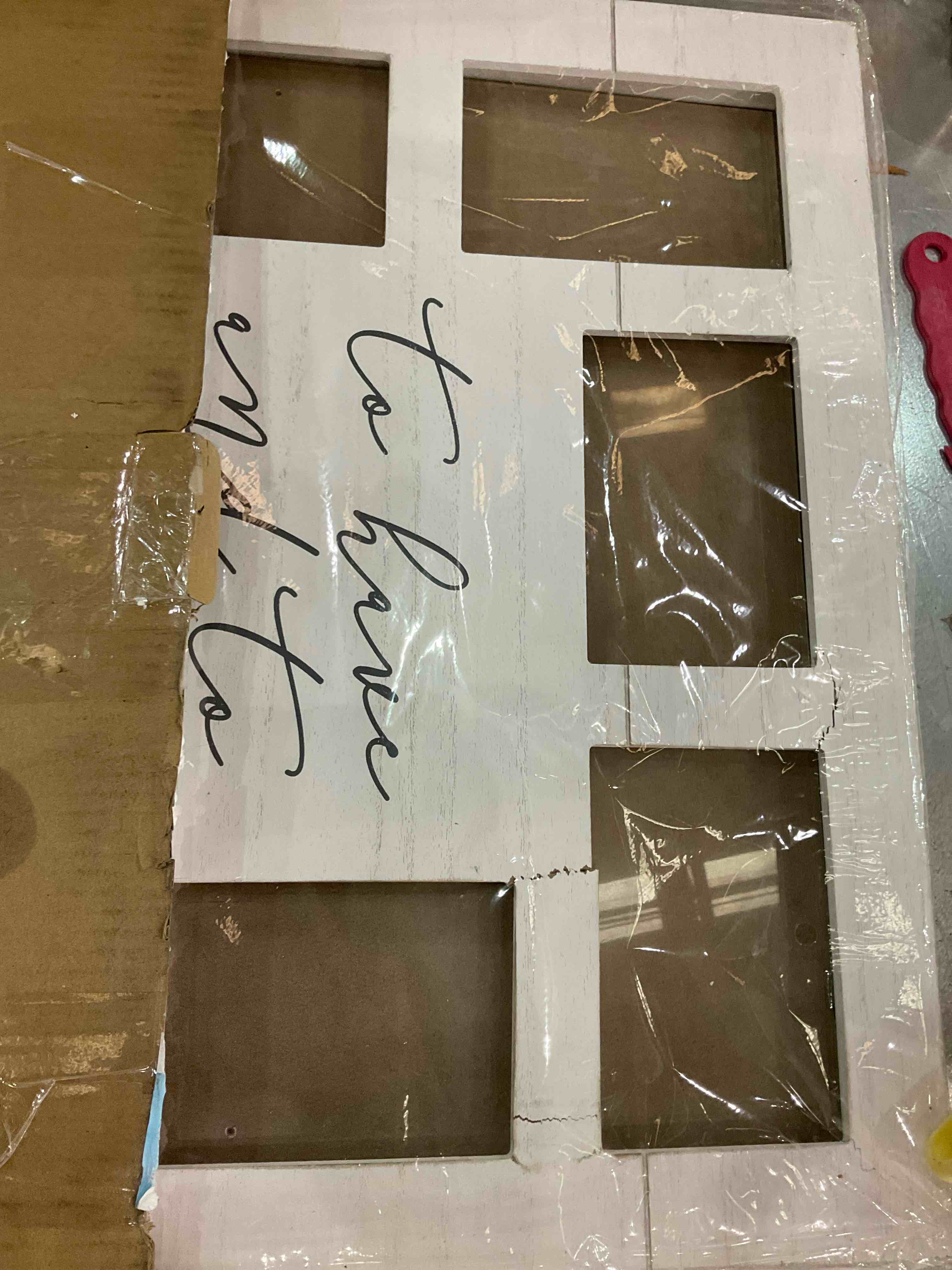 https://s3.amazonaws.com/lotting-images-prod/BargainHunt/EXS01194094_1709213758571.jpeg