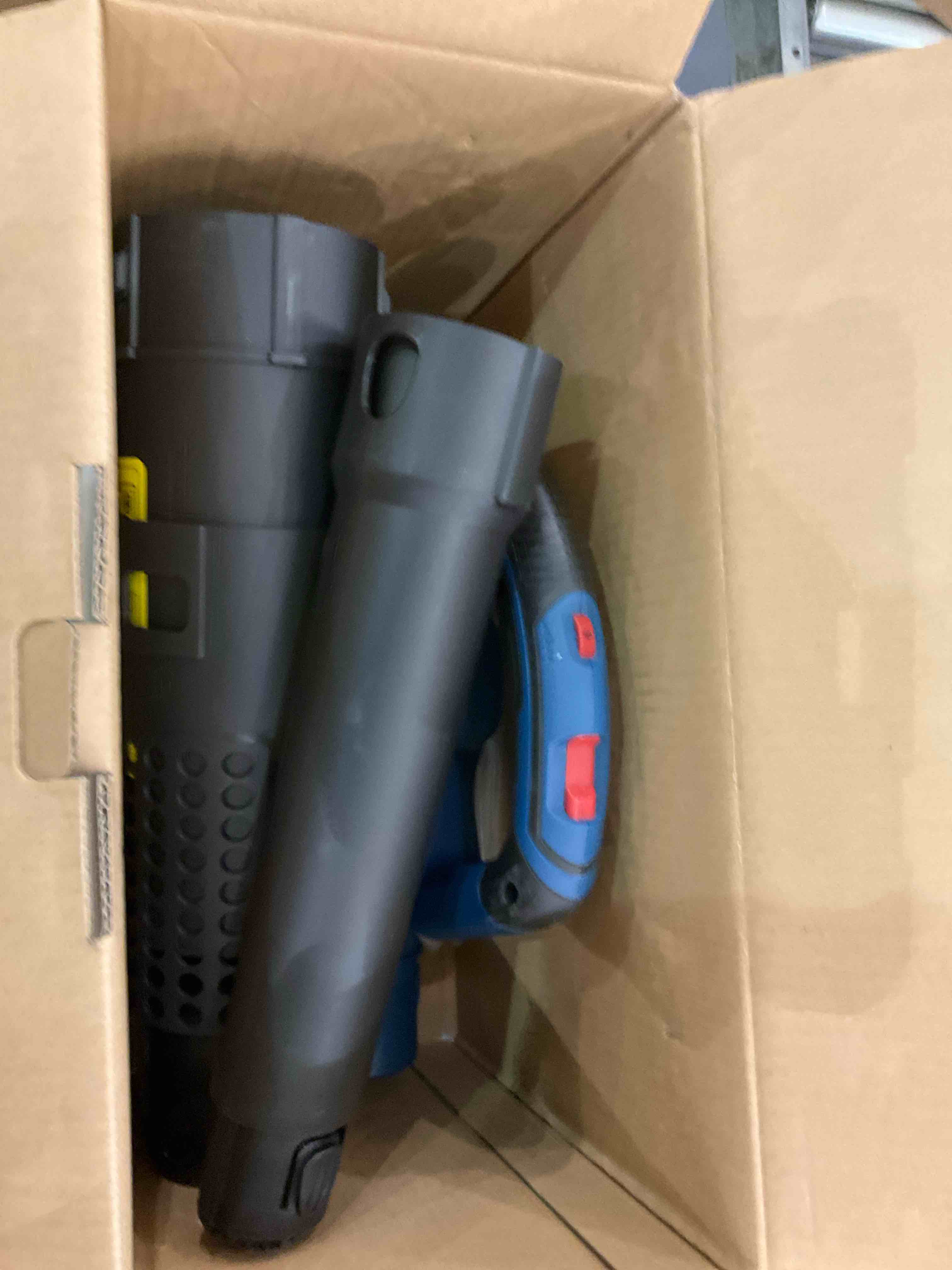 https://s3.amazonaws.com/lotting-images-prod/BargainHunt/EXS01194190_1709235188376.jpeg