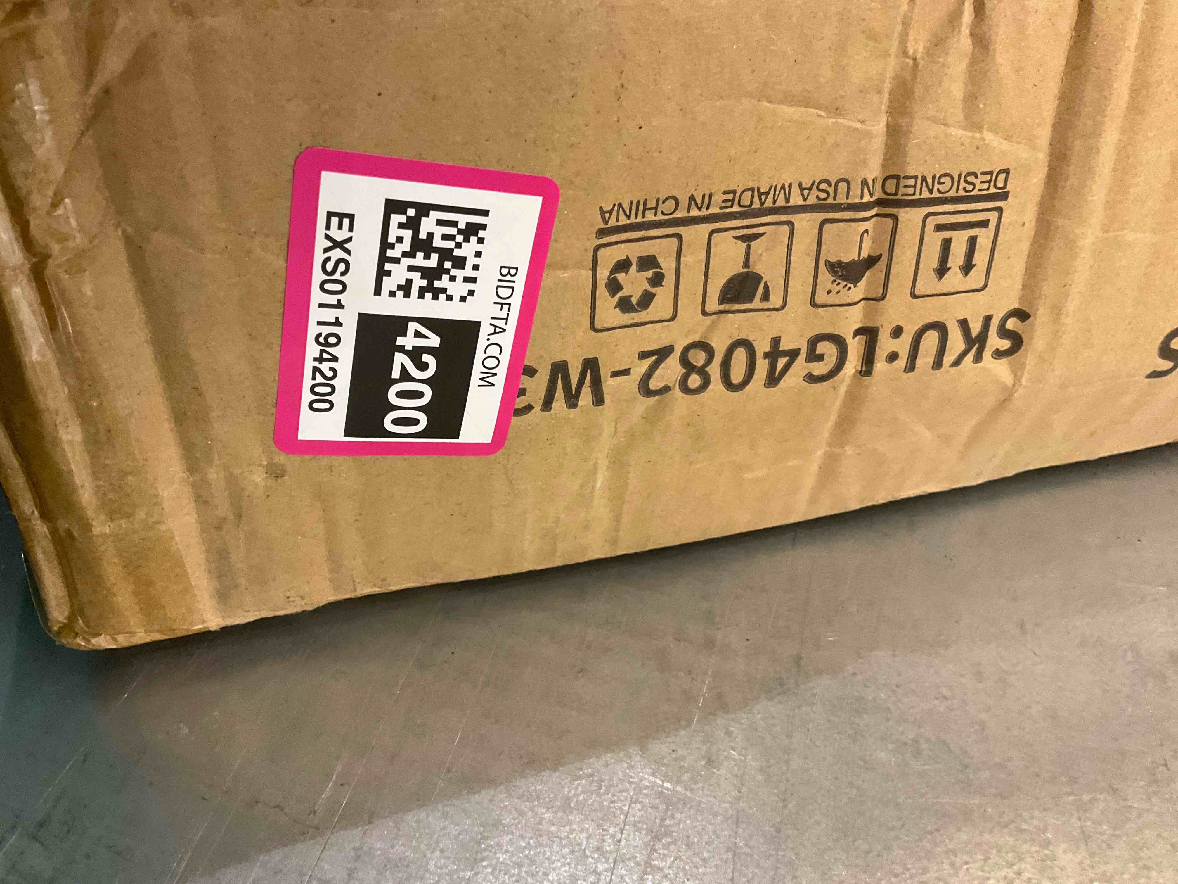 https://s3.amazonaws.com/lotting-images-prod/BargainHunt/EXS01194200_1709237572362.jpeg