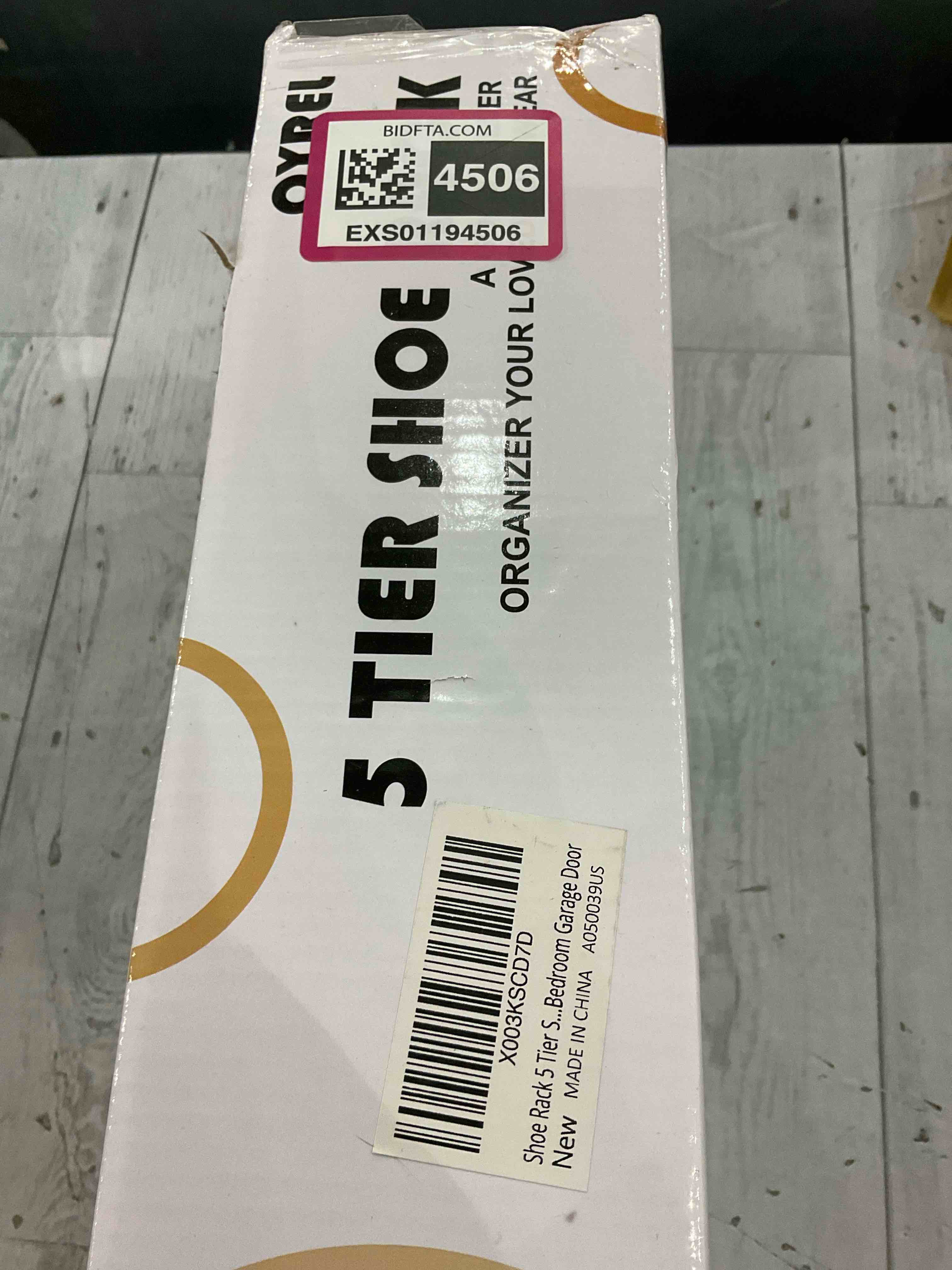 https://s3.amazonaws.com/lotting-images-prod/BargainHunt/EXS01194506_1709122992919.jpeg